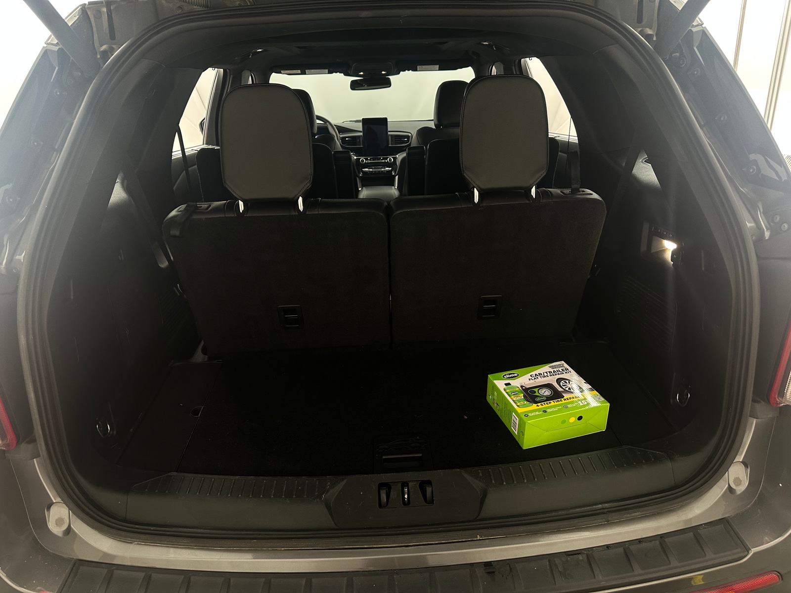 Thumbnail: 2021 Ford Explorer - 6