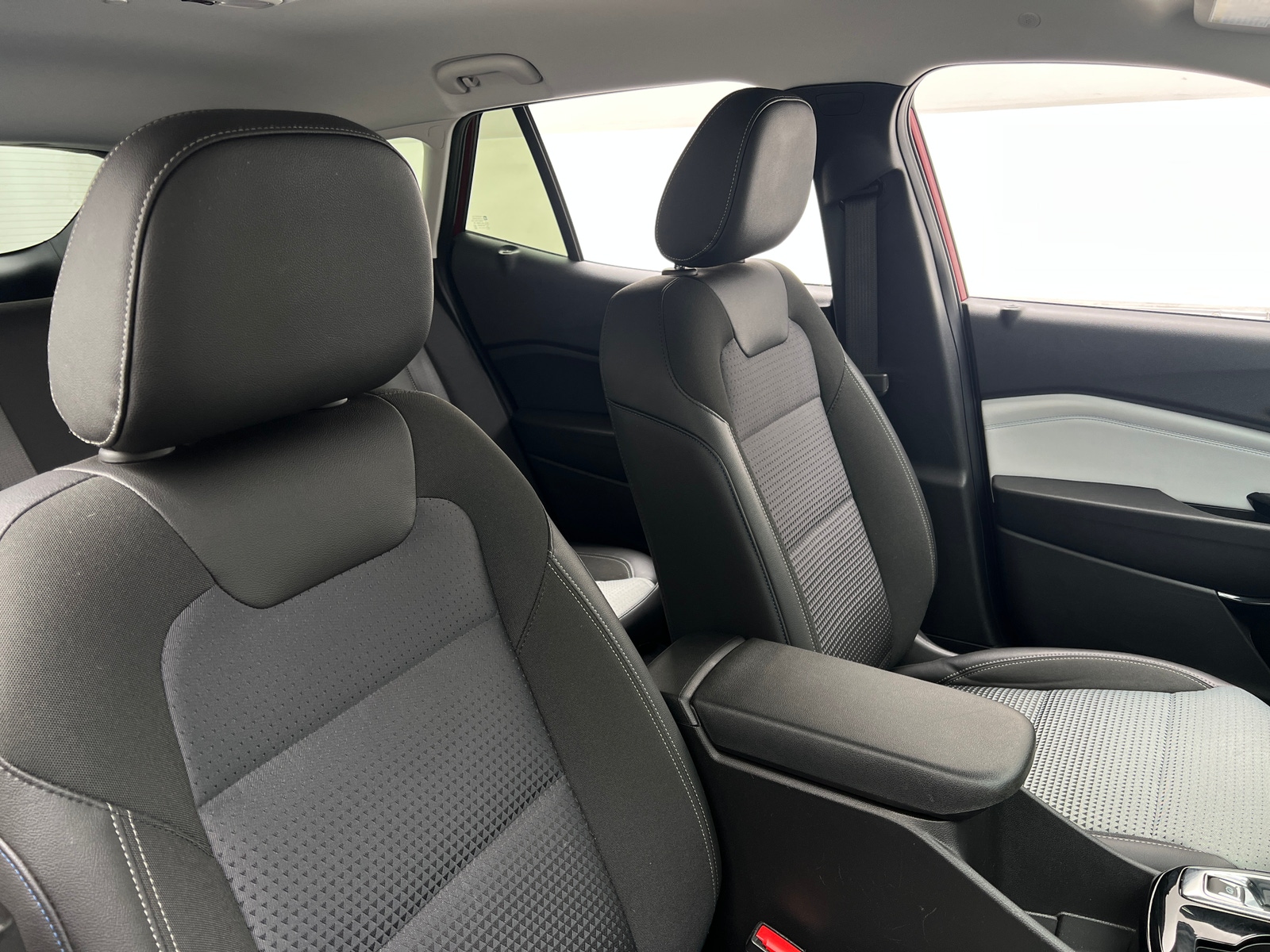 Thumbnail: 2025 Chevrolet Trax - 2