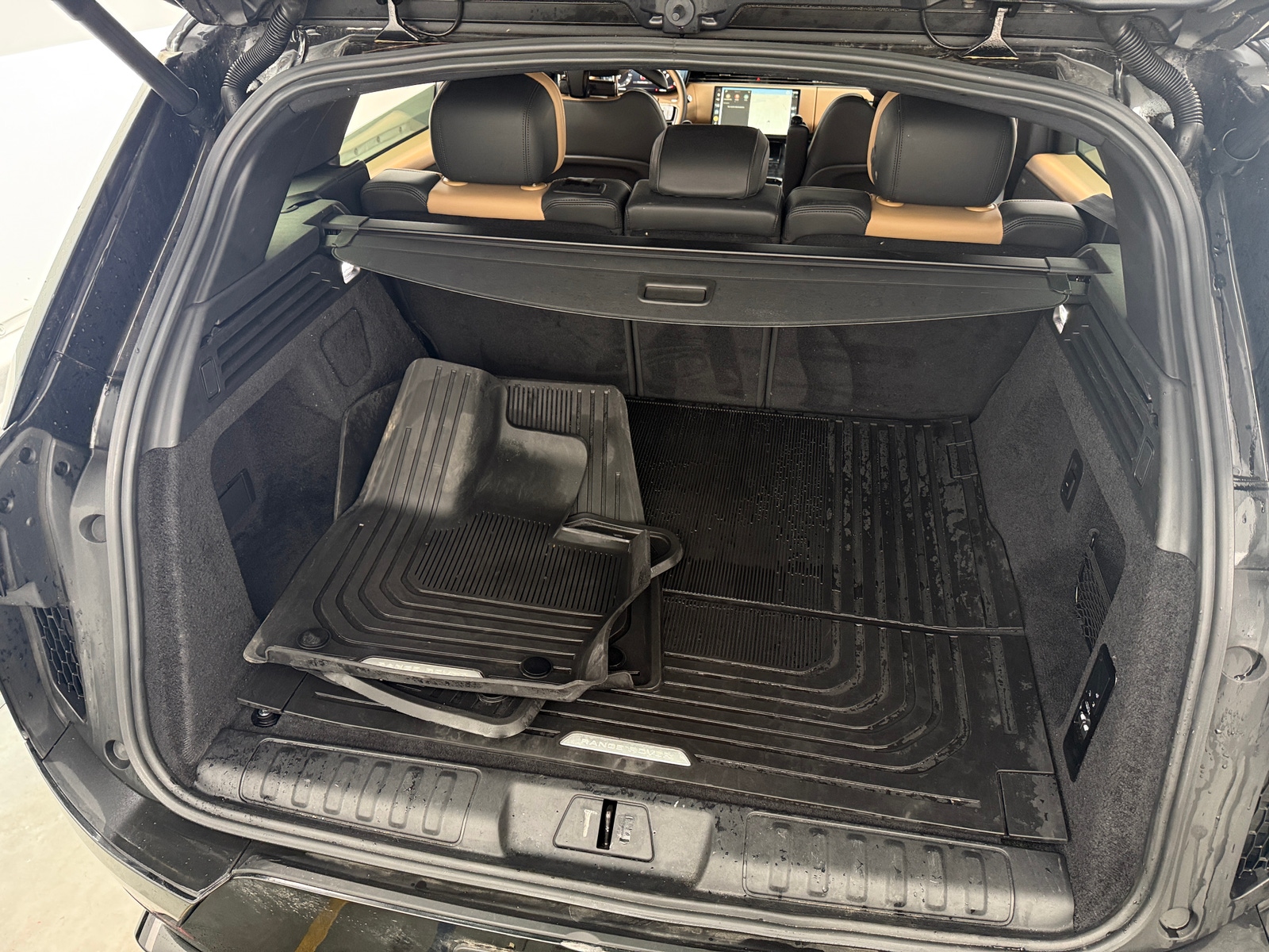 Thumbnail: 2024 Land Rover Range Rover Sport - 6