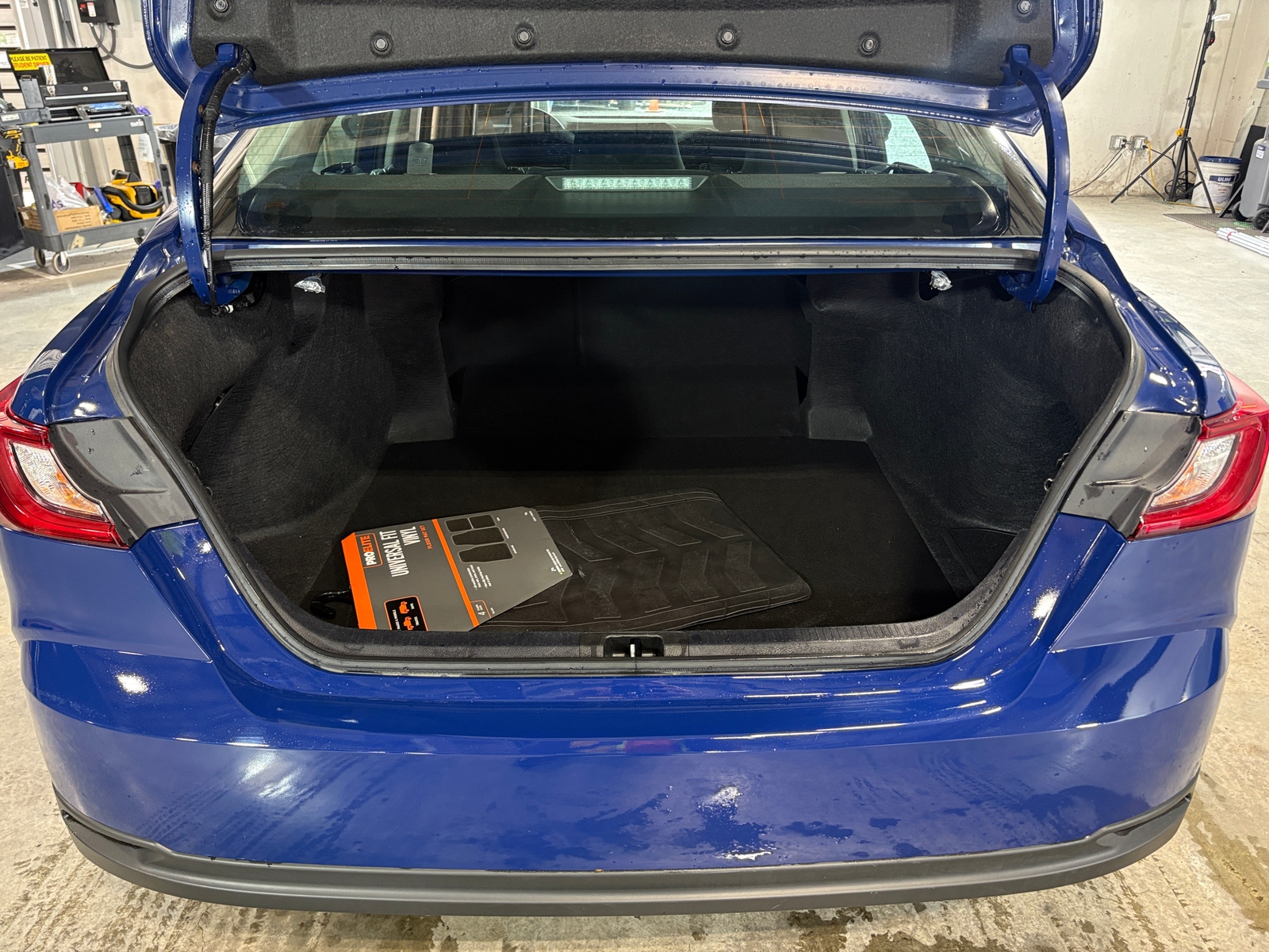 Thumbnail: 2025 Toyota Camry - 7