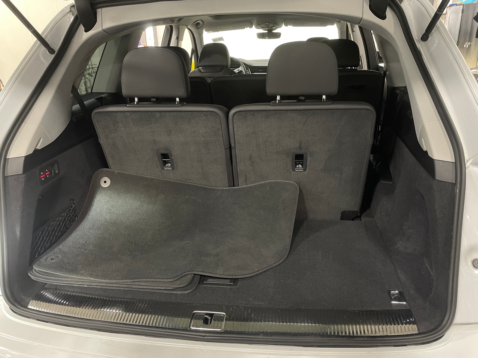 Thumbnail: 2023 Audi Q7 - 6