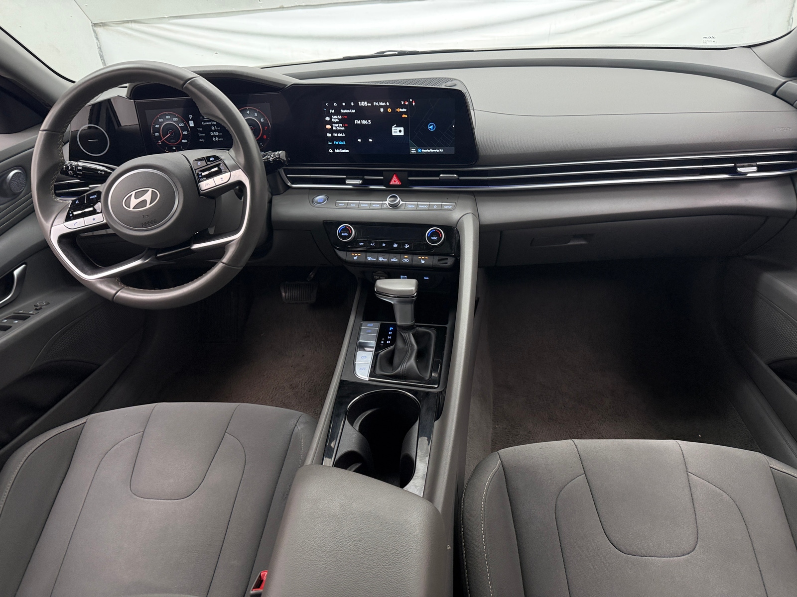 Thumbnail: 2025 Hyundai Elantra - 3