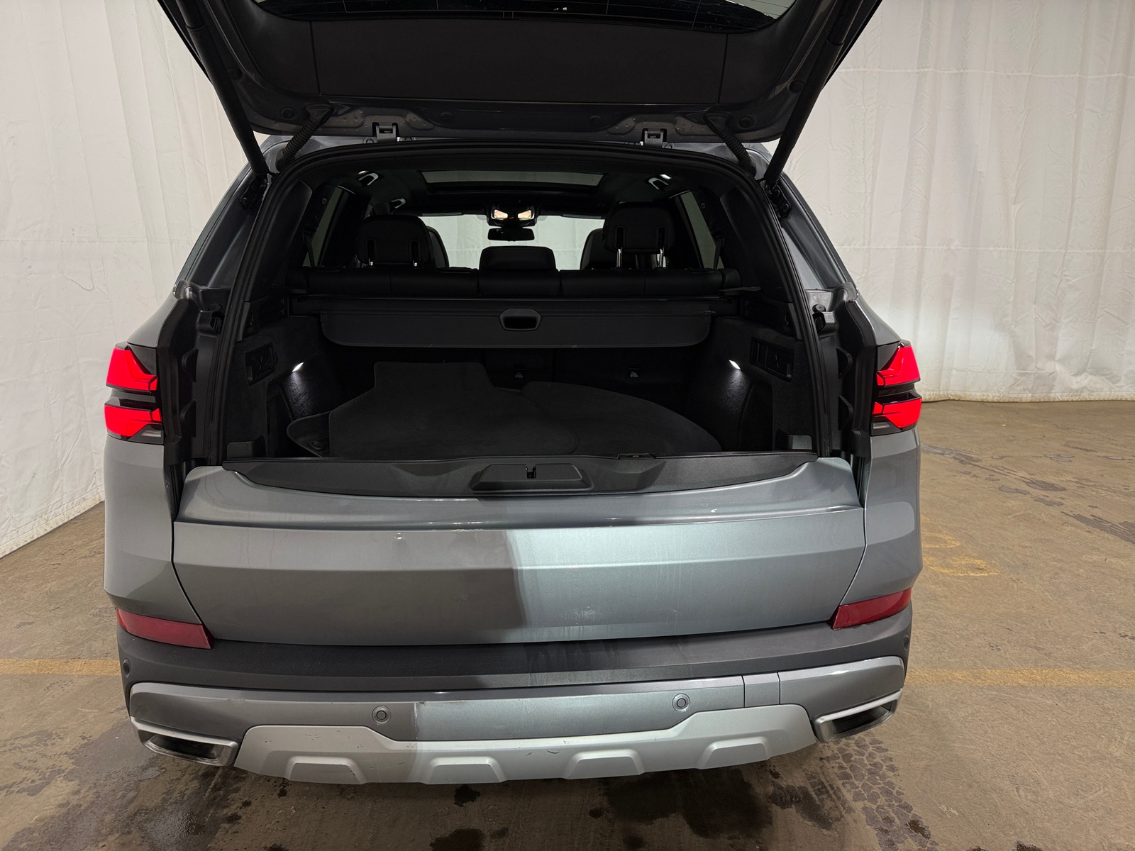 Thumbnail: 2024 BMW X5 - 6