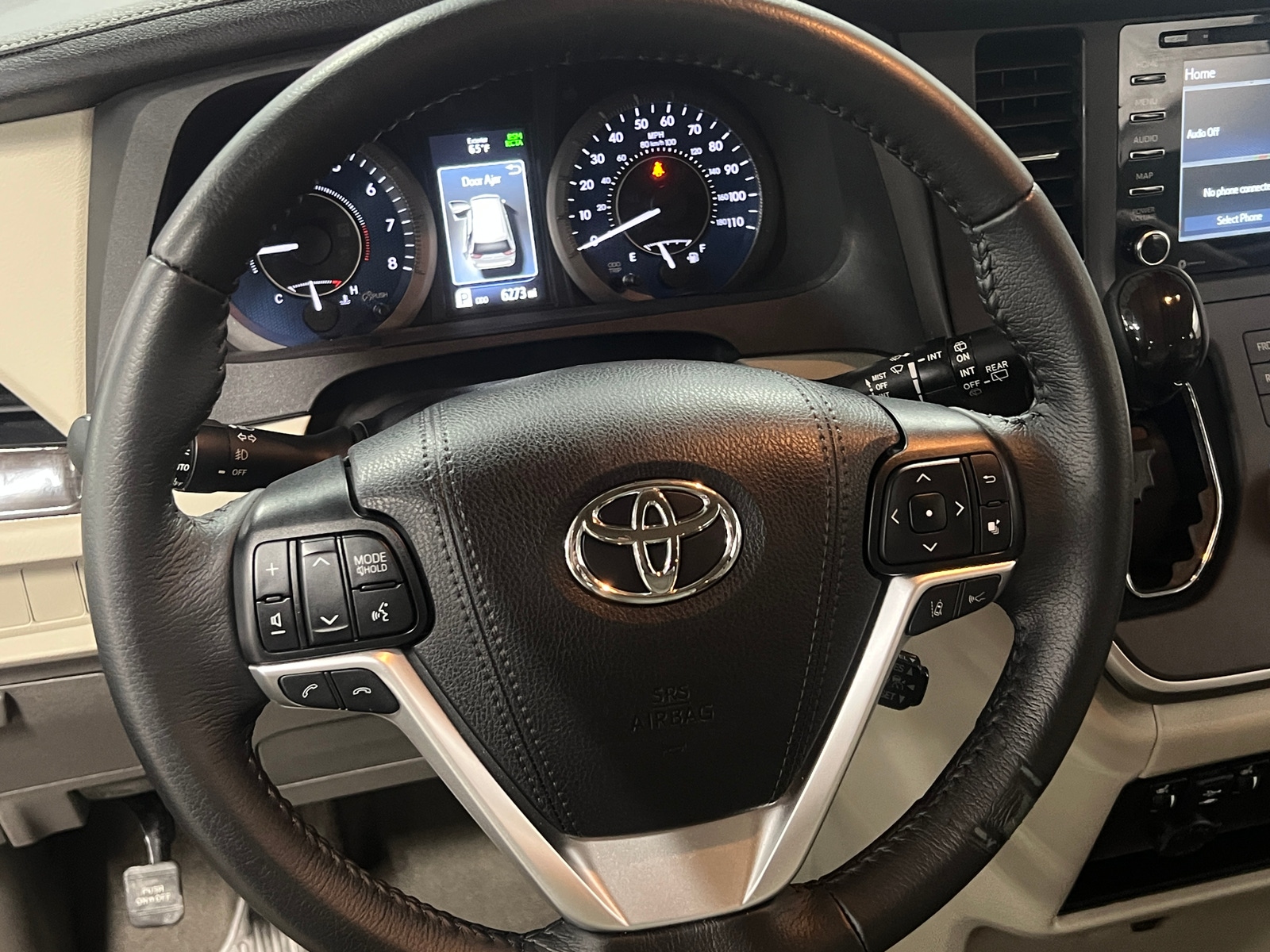 Thumbnail: 2020 Toyota Sienna - 4