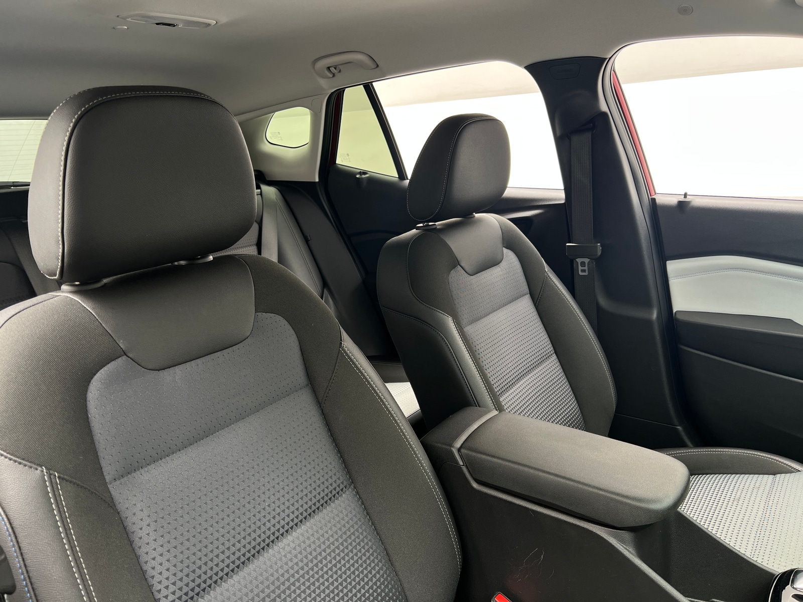 Thumbnail: 2025 Chevrolet Trax - 2