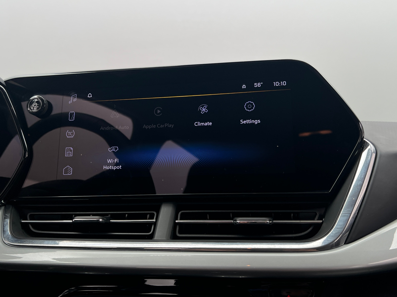 Thumbnail: 2025 Chevrolet Trax - 4