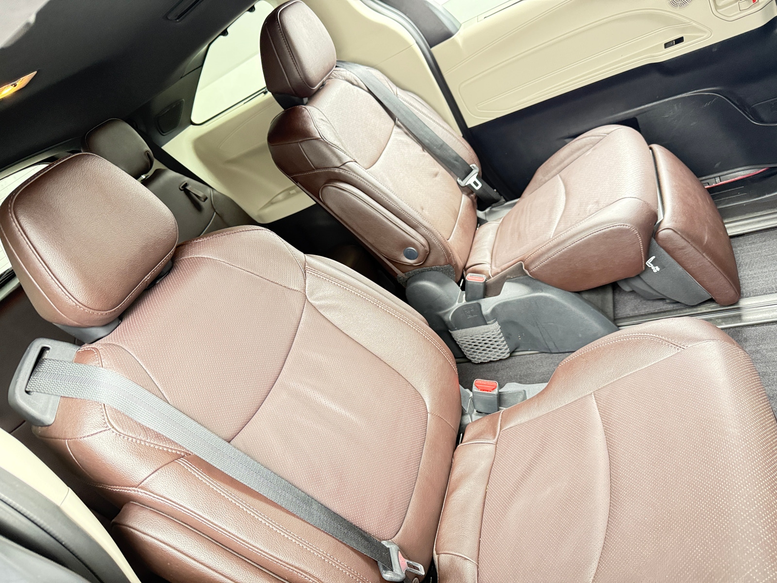 Thumbnail: 2024 Toyota Sienna - 5