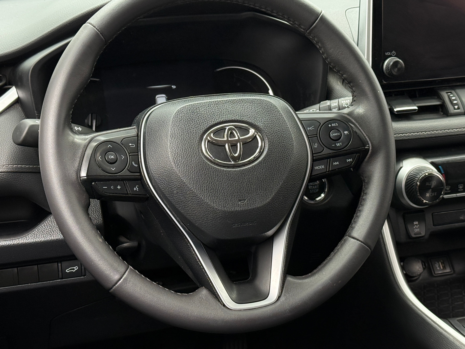 Thumbnail: 2023 Toyota RAV4 - 4