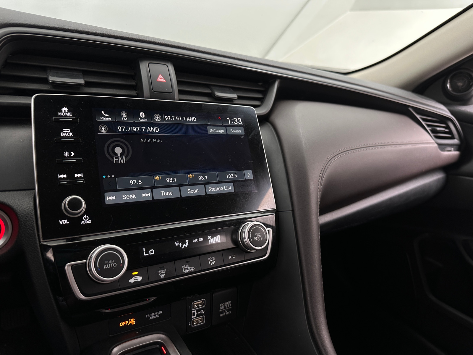 Thumbnail: 2020 Honda Insight - 4