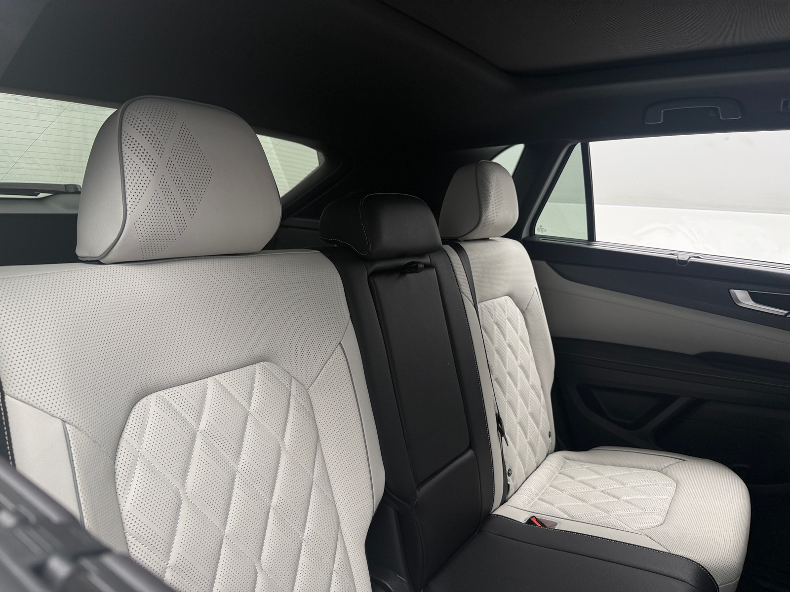 Thumbnail: 2025 Volkswagen Atlas - 5