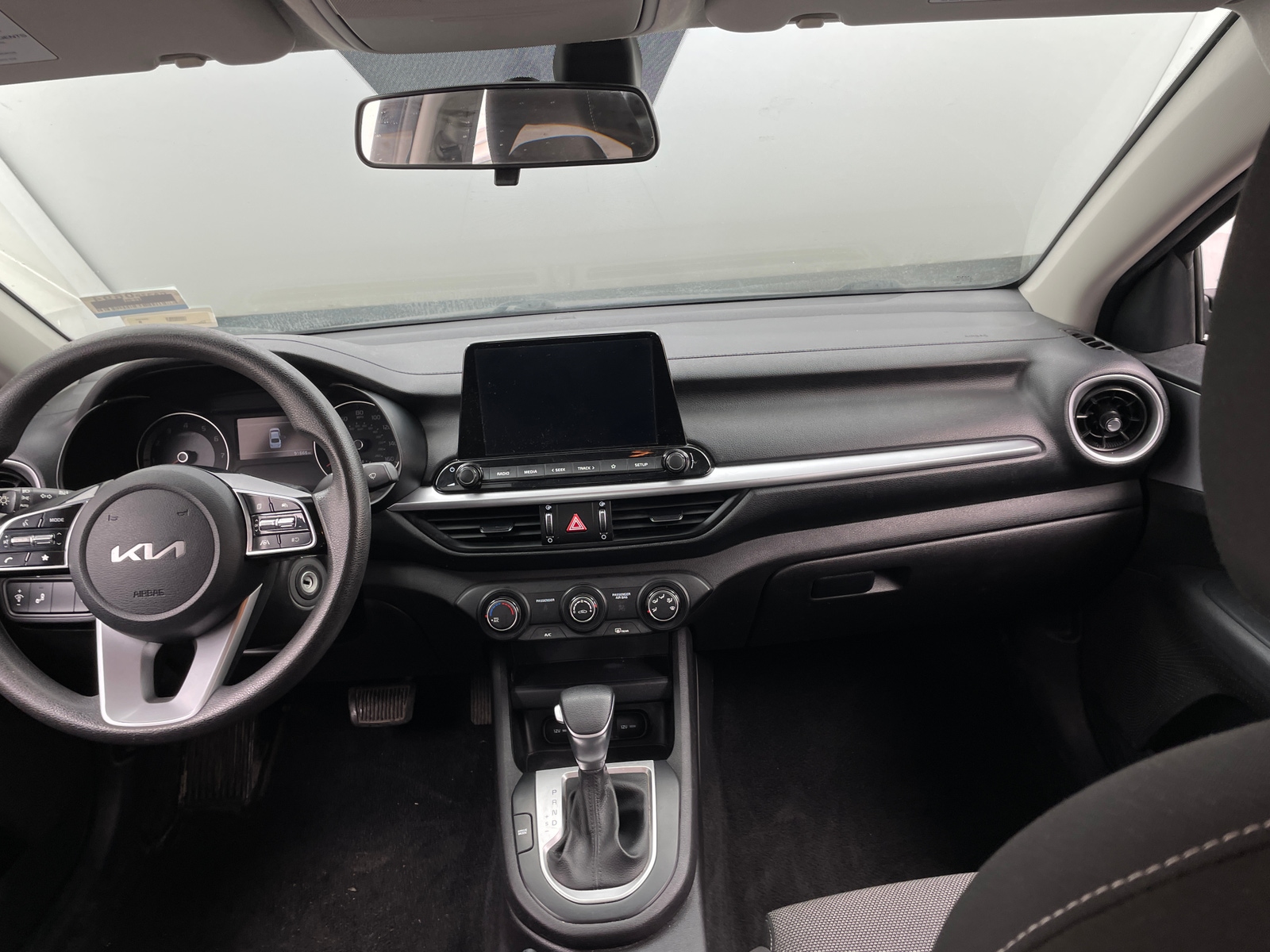 Thumbnail: 2022 Kia Forte - 3