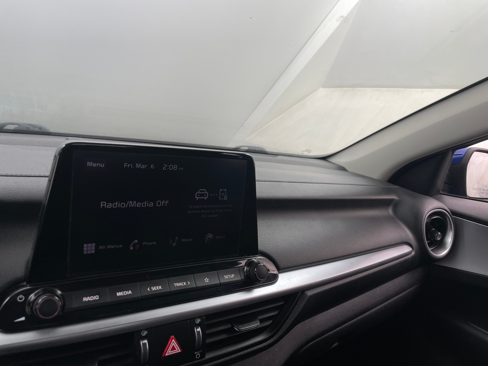 Thumbnail: 2022 Kia Forte - 4