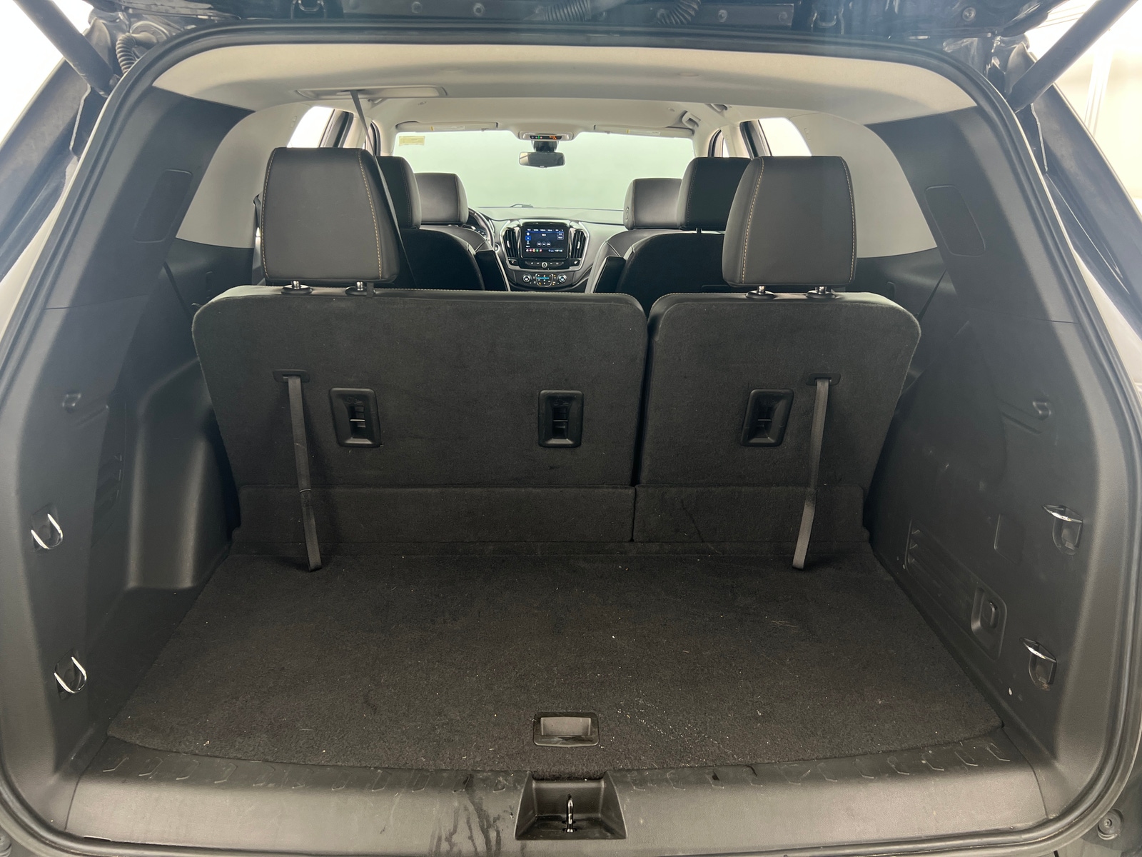 Thumbnail: 2021 Chevrolet Traverse - 6