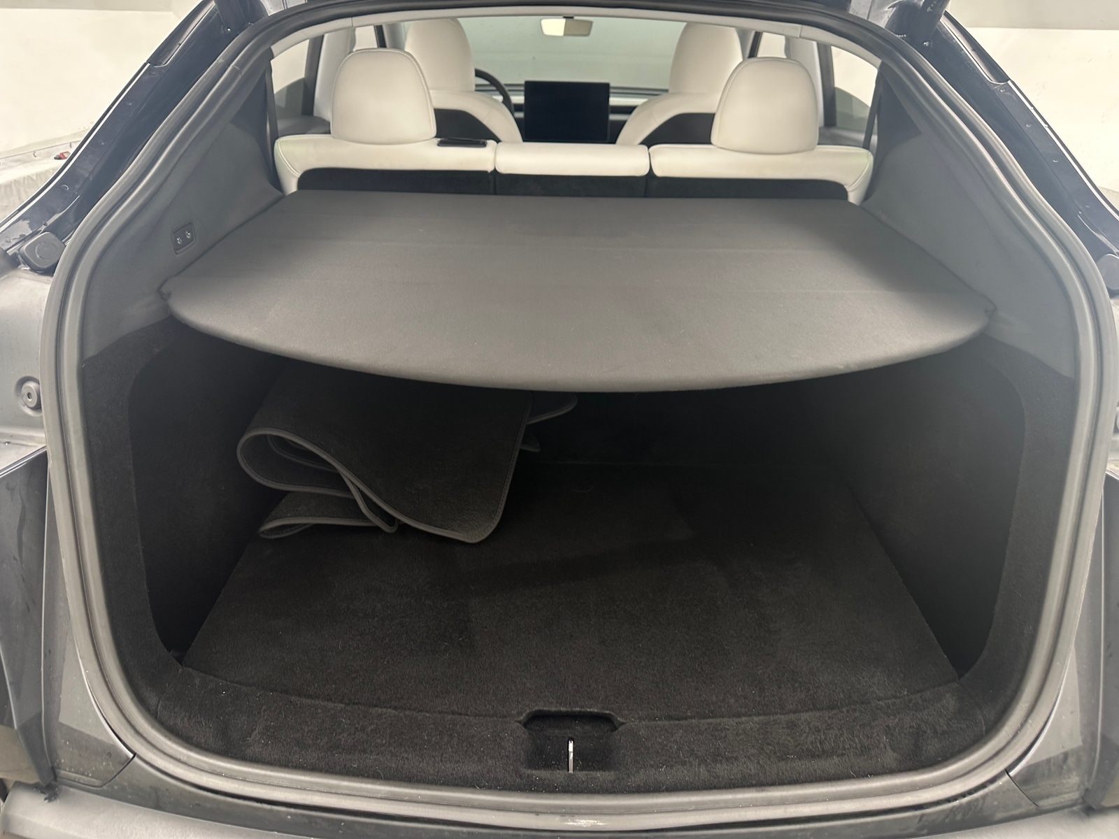 Thumbnail: 2026 Tesla Model Y - 6