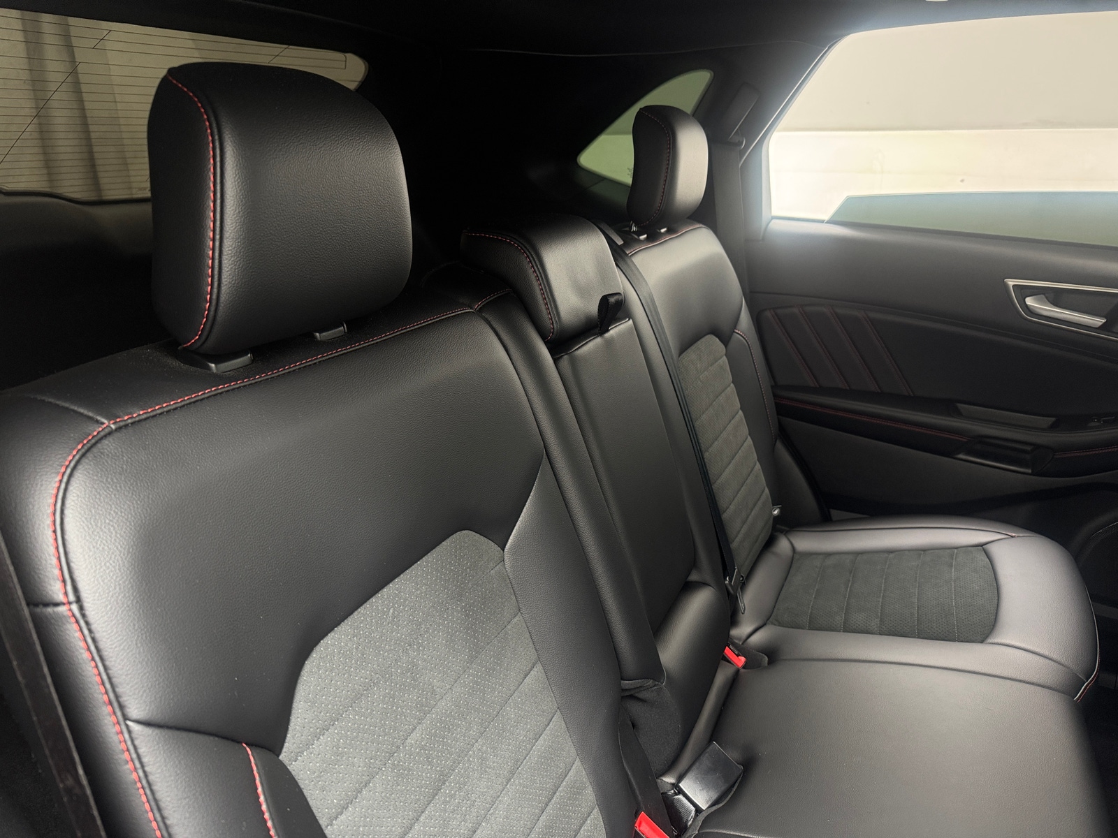 Thumbnail: 2022 Ford Edge - 5