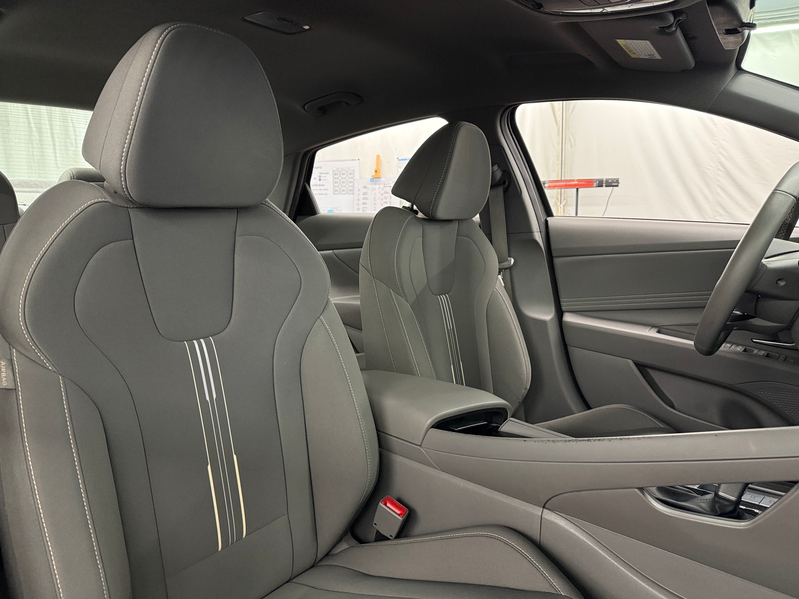 Thumbnail: 2023 Hyundai Elantra - 2