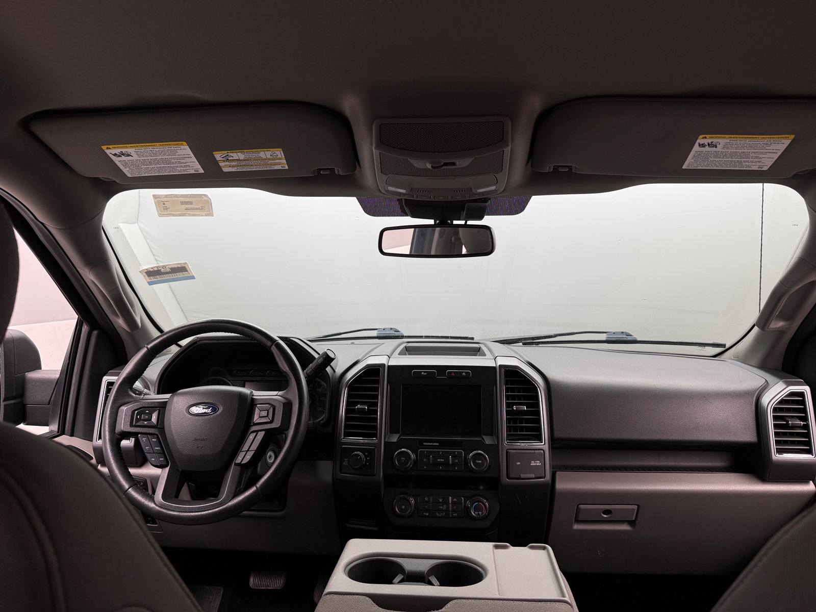 Thumbnail: 2019 Ford Econoline - 3