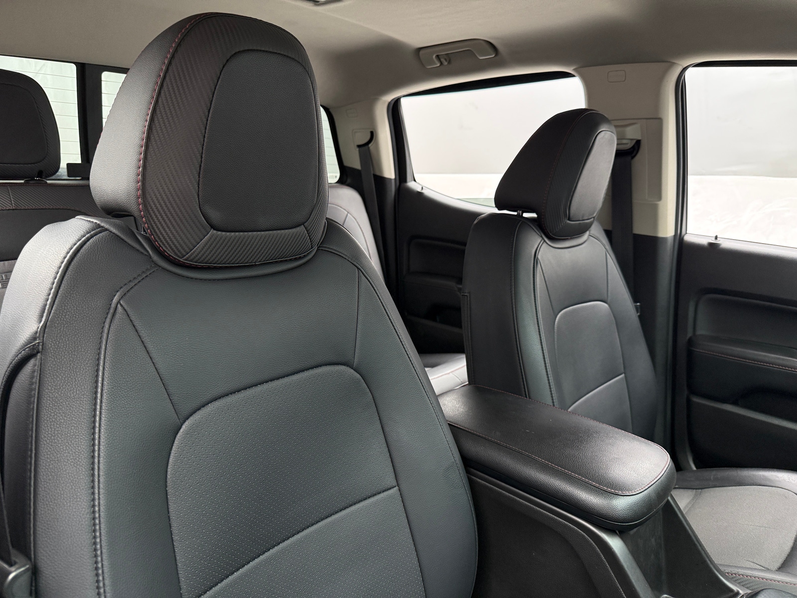 Thumbnail: 2016 GMC Canyon - 2