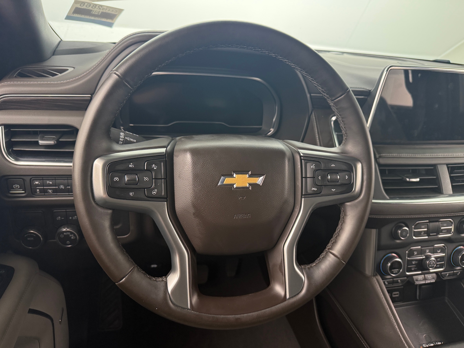 Thumbnail: 2024 Chevrolet Tahoe - 4