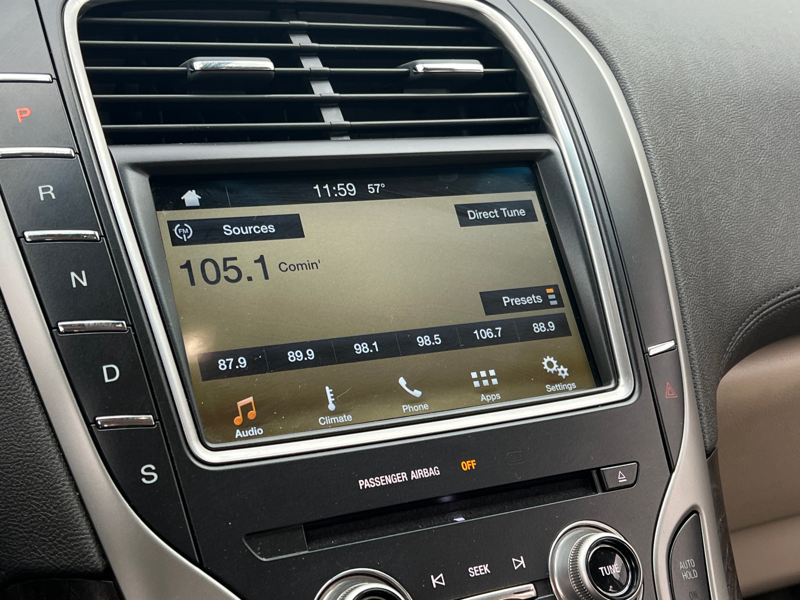 Thumbnail: 2016 Lincoln MKX - 3