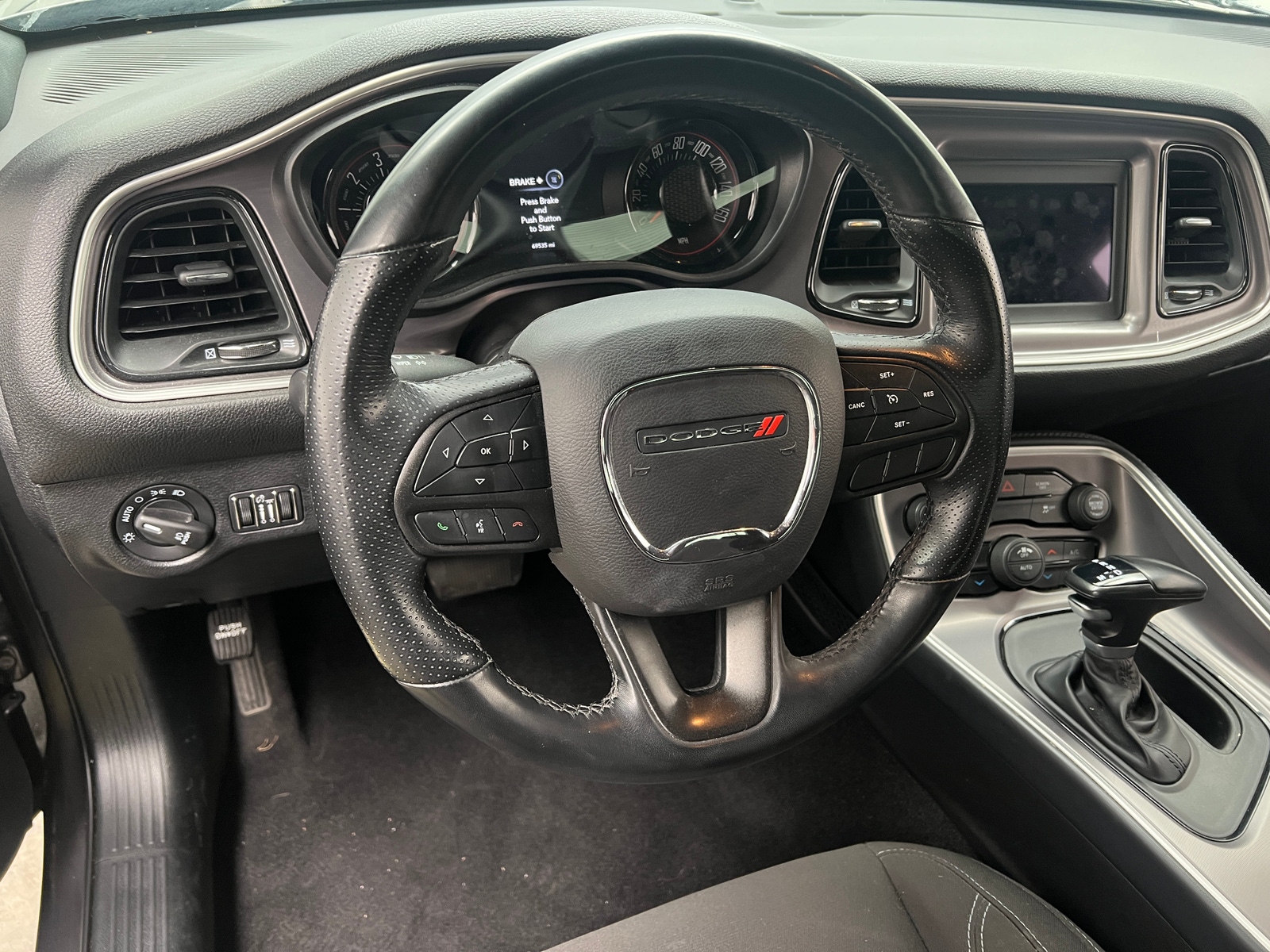 Thumbnail: 2022 Dodge Challenger - 4