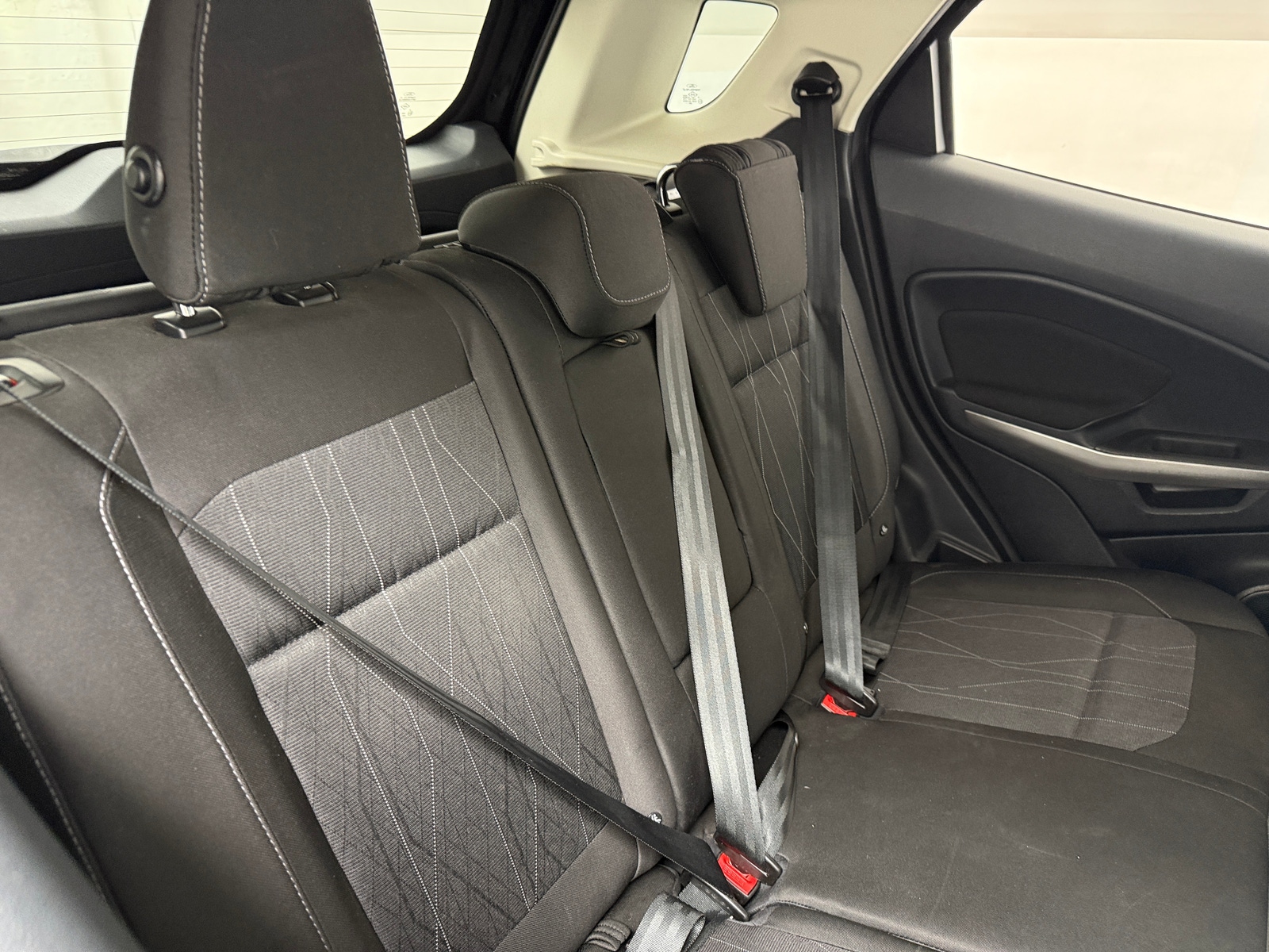 Thumbnail: 2018 Ford EcoSport - 6