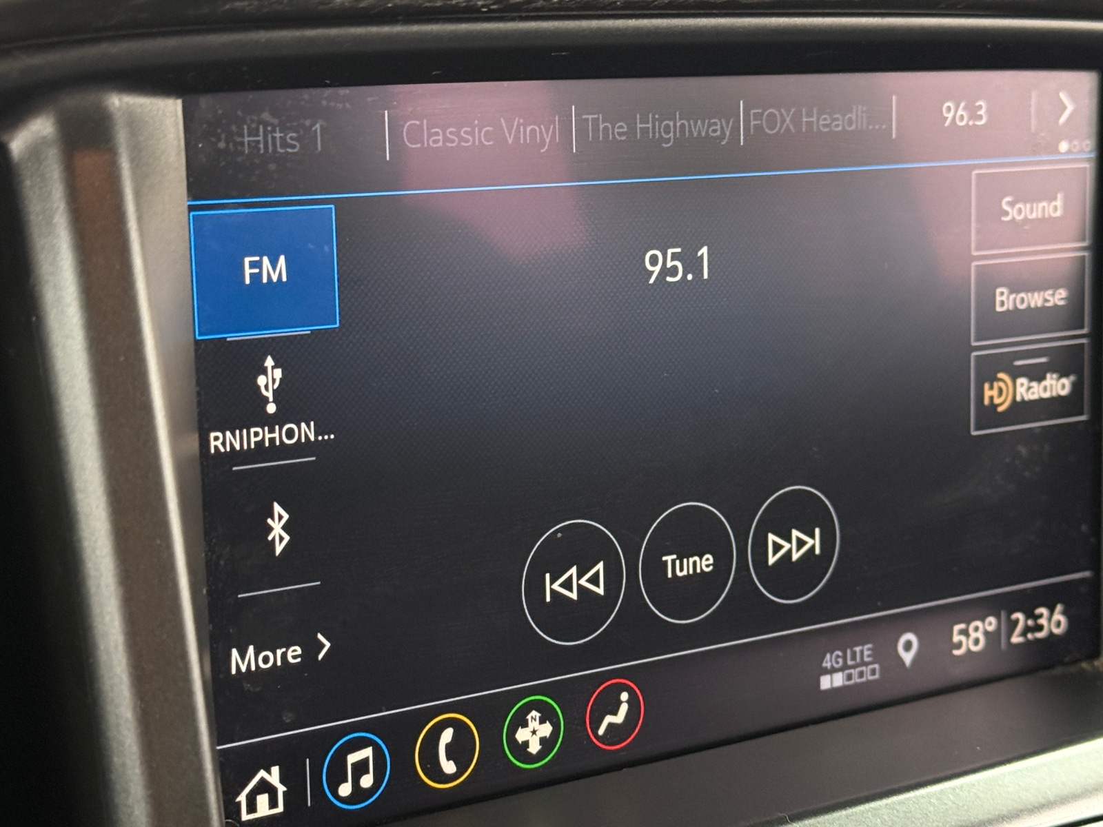 Thumbnail: 2021 Chevrolet Colorado - 4