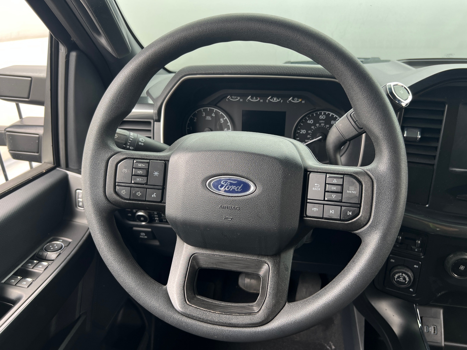 Thumbnail: 2023 Ford Econoline - 5