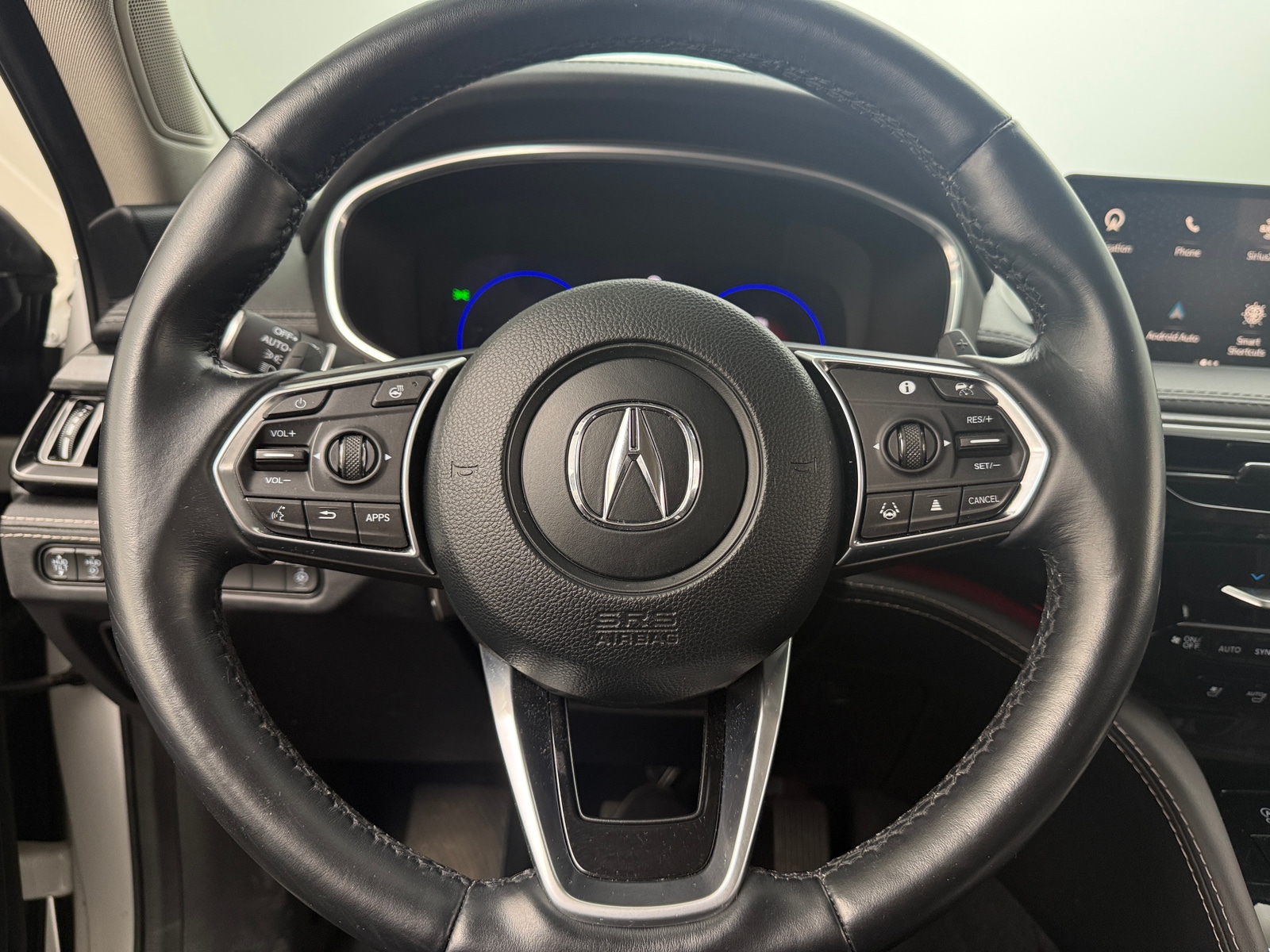 Thumbnail: 2022 Acura MDX - 4