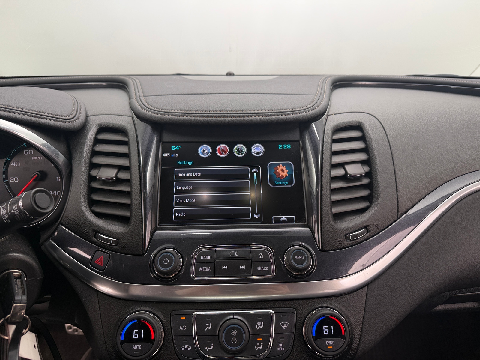 Thumbnail: 2017 Chevrolet Impala - 3