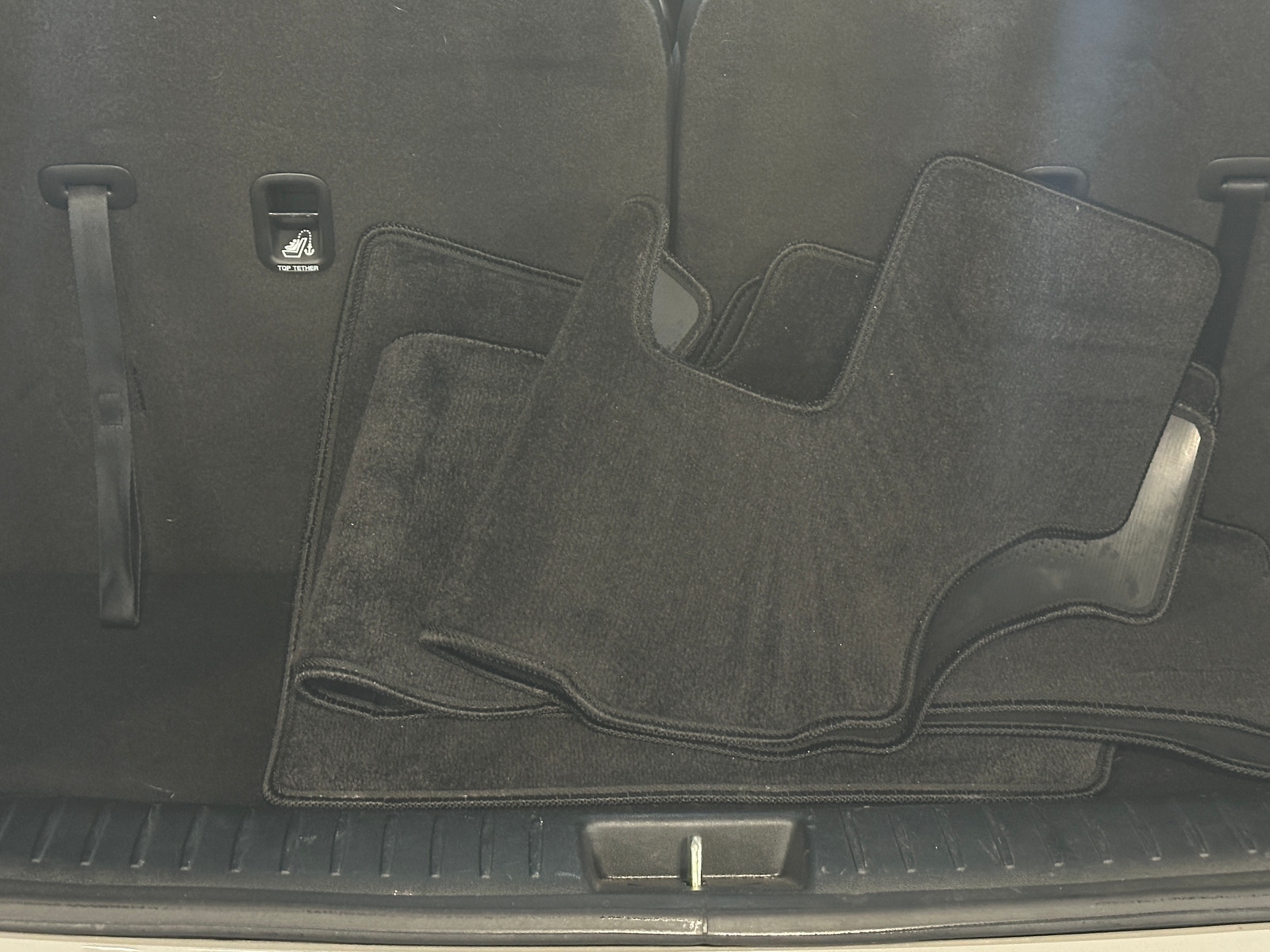 Thumbnail: 2022 Kia Sorento - 6