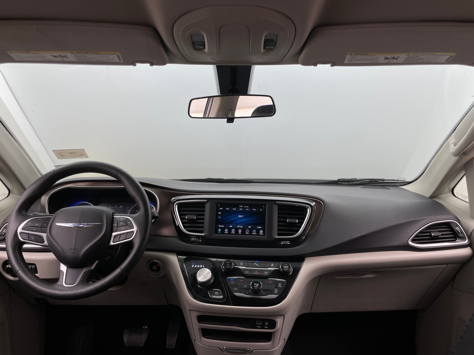 Thumbnail: 2020 Chrysler Voyager - 3