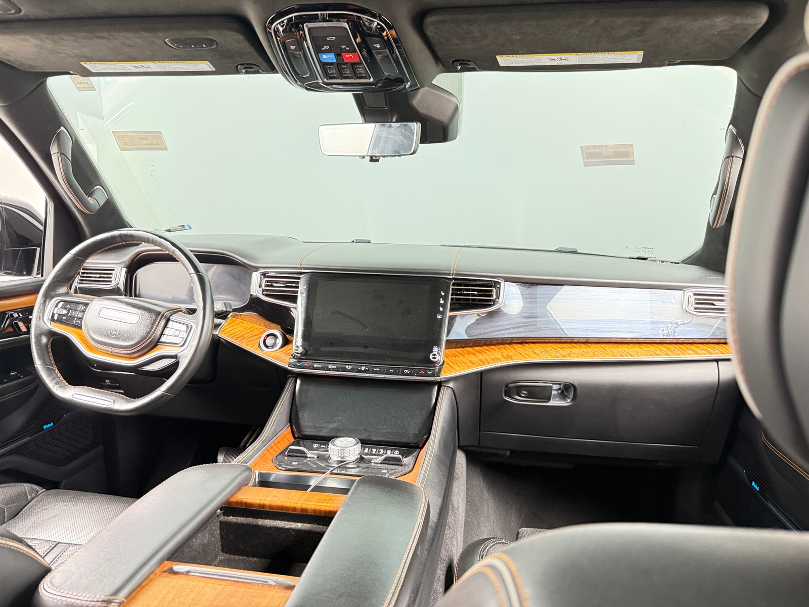 Thumbnail: 2023 Jeep Grand Wagoneer - 2
