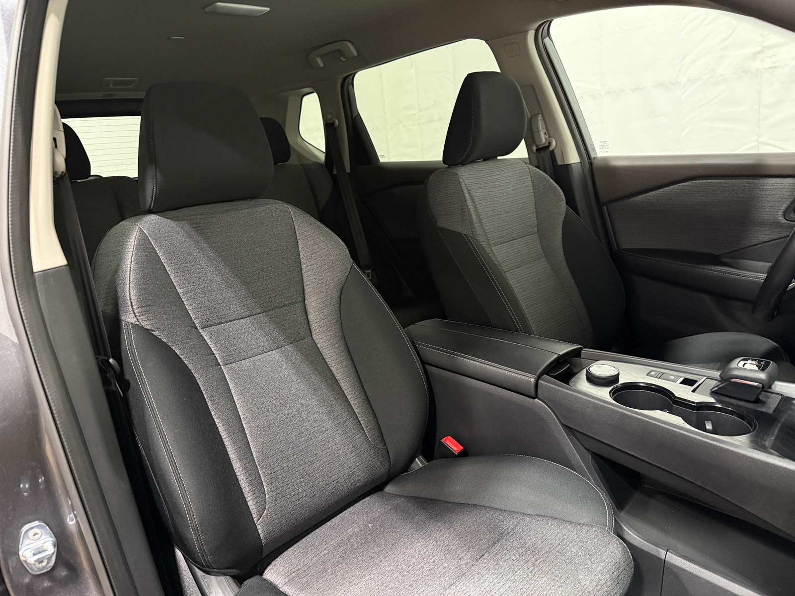 Thumbnail: 2022 Nissan Rogue - 2