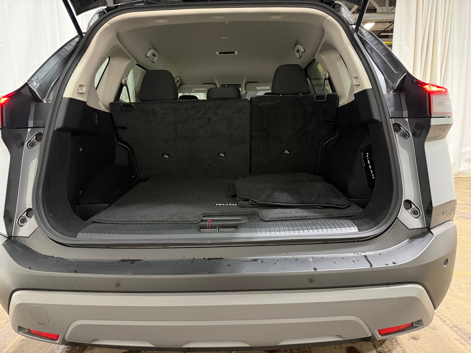 Thumbnail: 2022 Nissan Rogue - 7