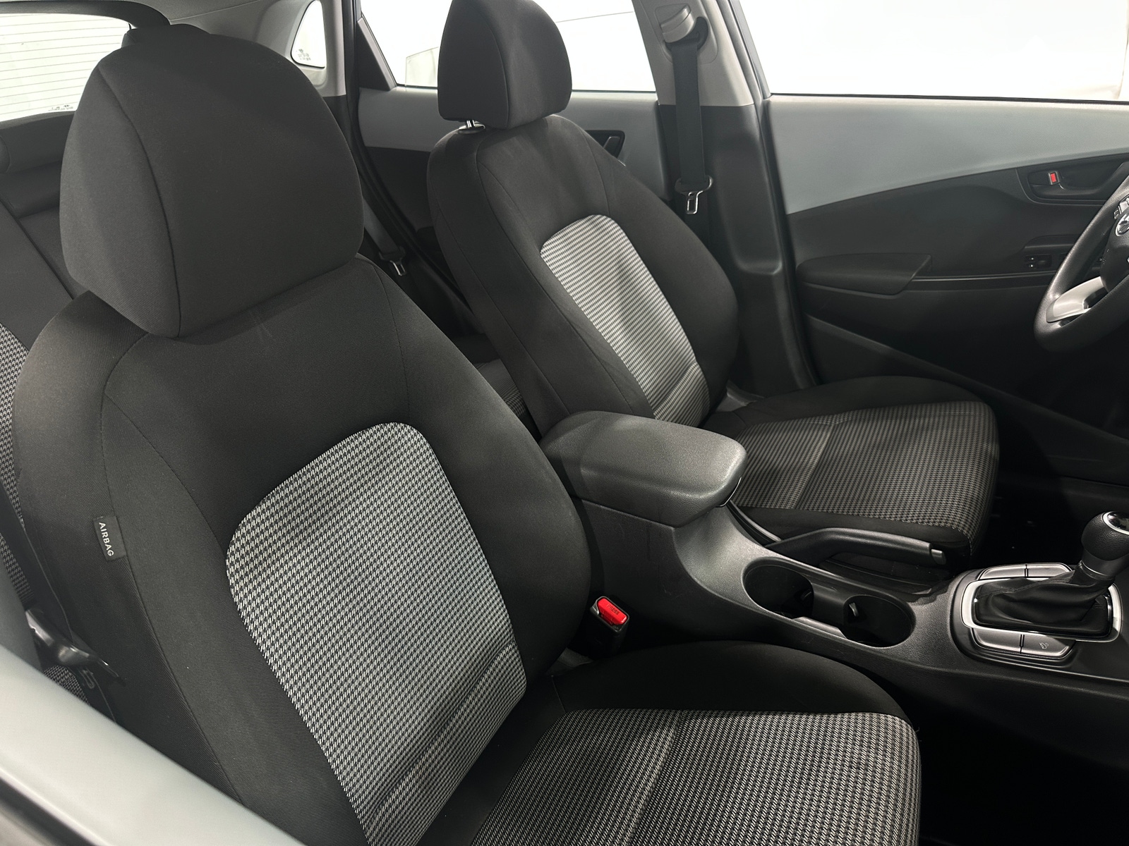 Thumbnail: 2020 Hyundai Kona - 2