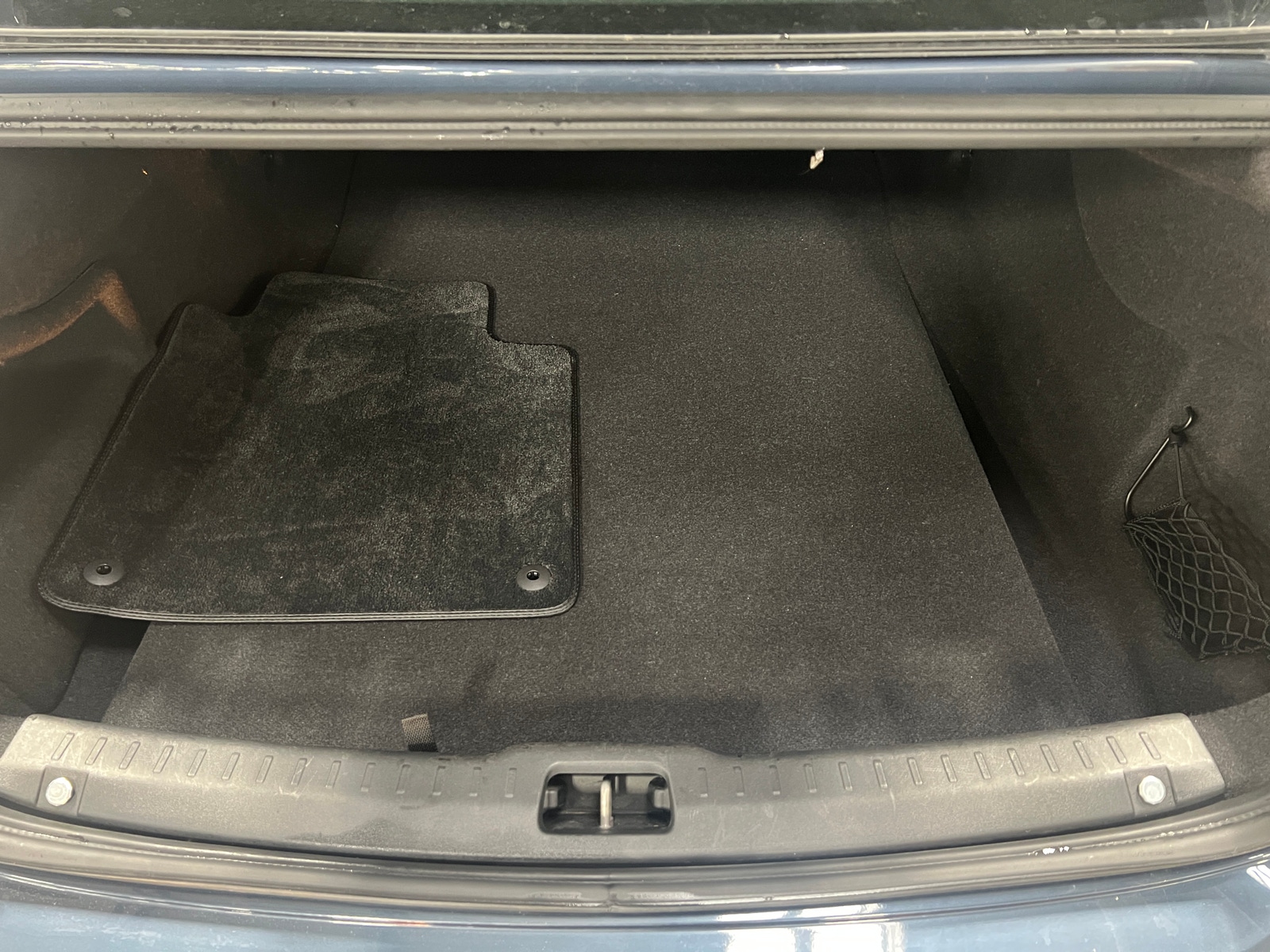 Thumbnail: 2023 Volvo S90 - 6