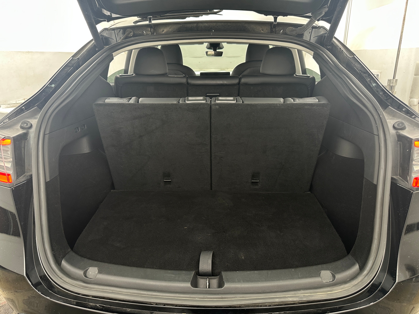 Thumbnail: 2024 Tesla Model Y - 6