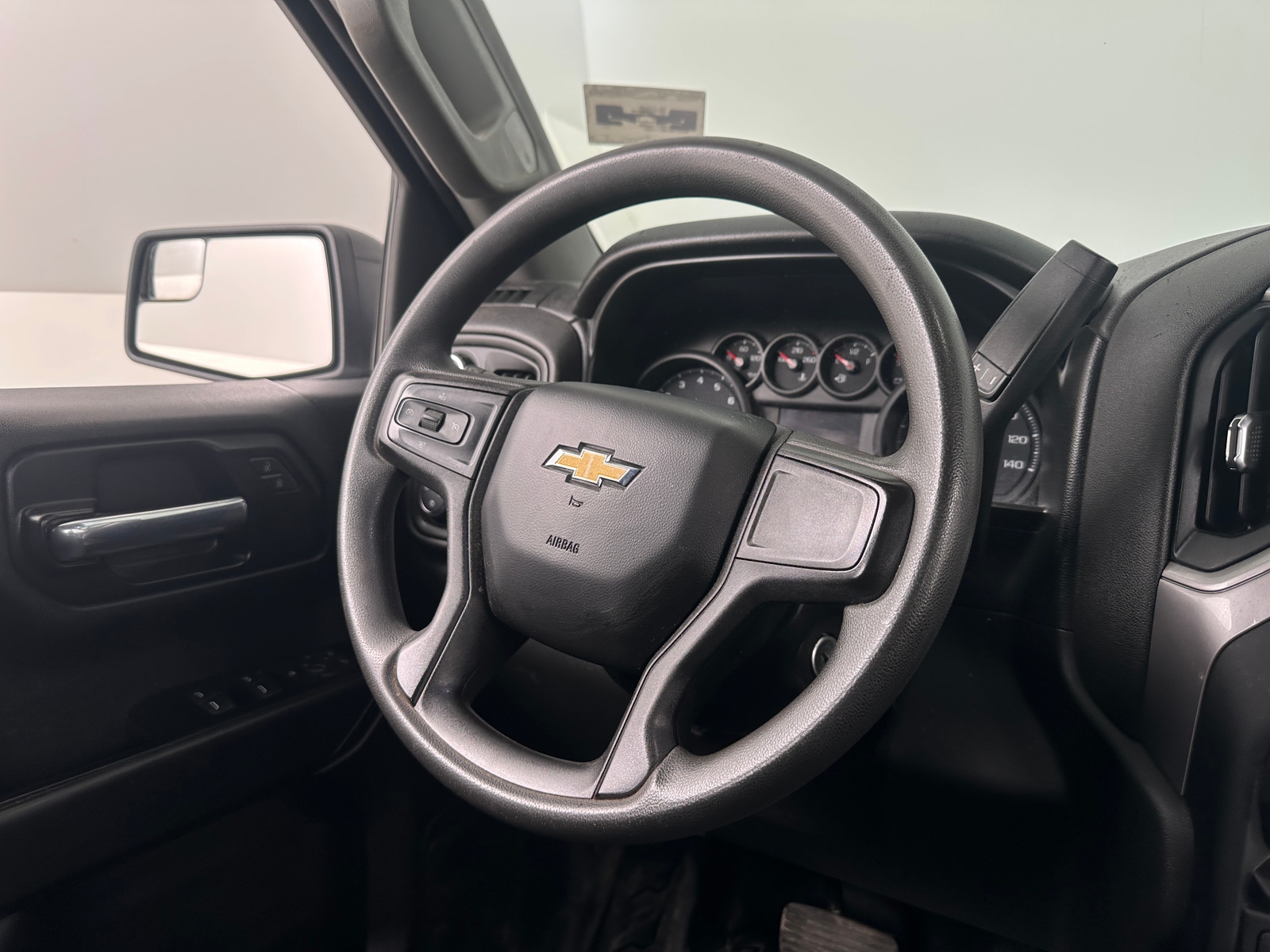 Thumbnail: 2021 Chevrolet Silverado 1500 - 5