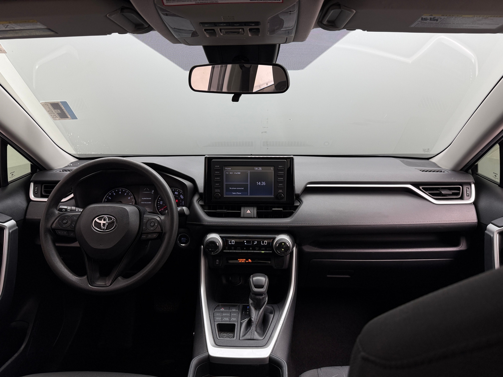 Thumbnail: 2019 Toyota RAV4 - 3