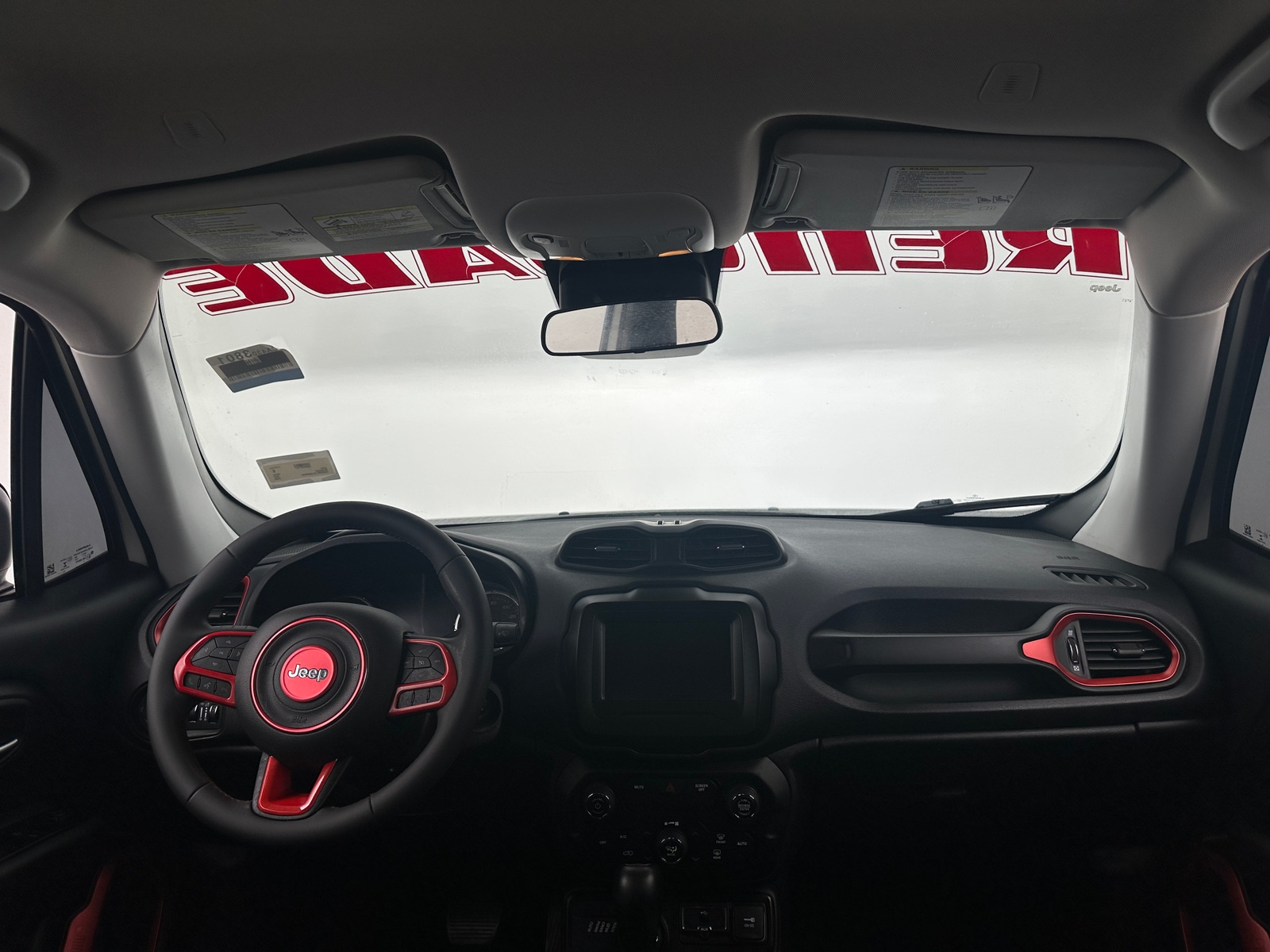 Thumbnail: 2020 Jeep Renegade - 3