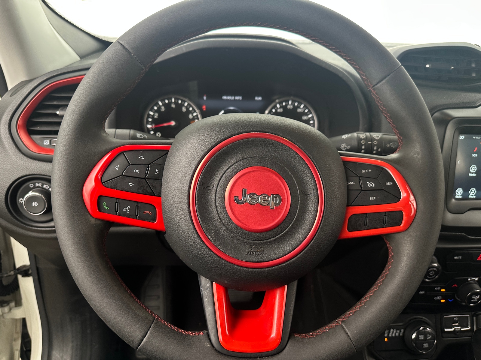 Thumbnail: 2020 Jeep Renegade - 5