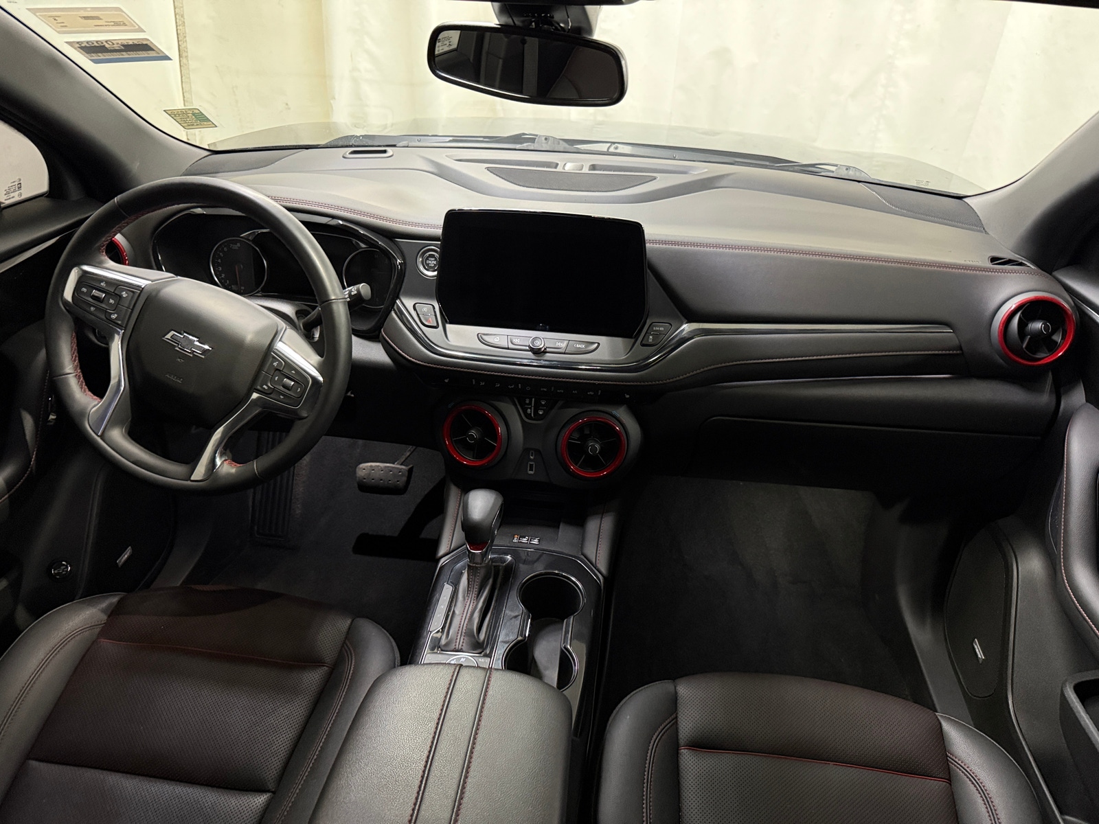 Thumbnail: 2023 Chevrolet Blazer - 2