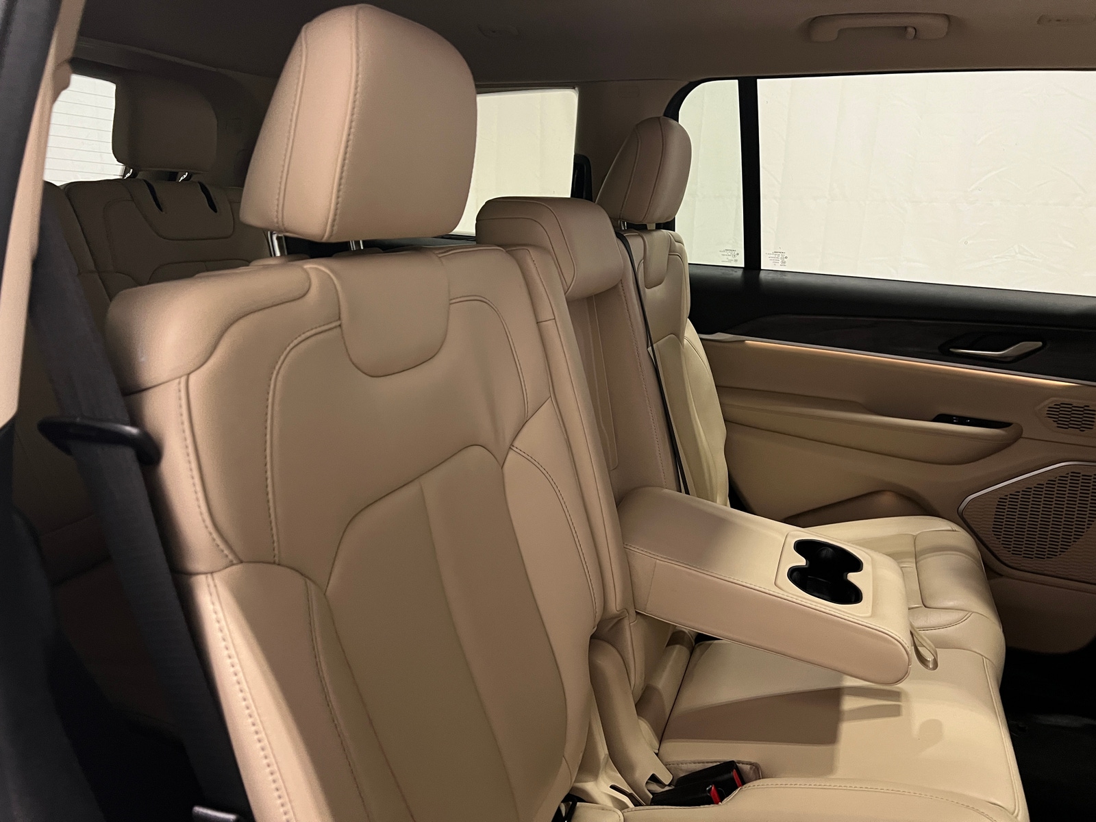 Thumbnail: 2022 Jeep Grand Cherokee L - 5