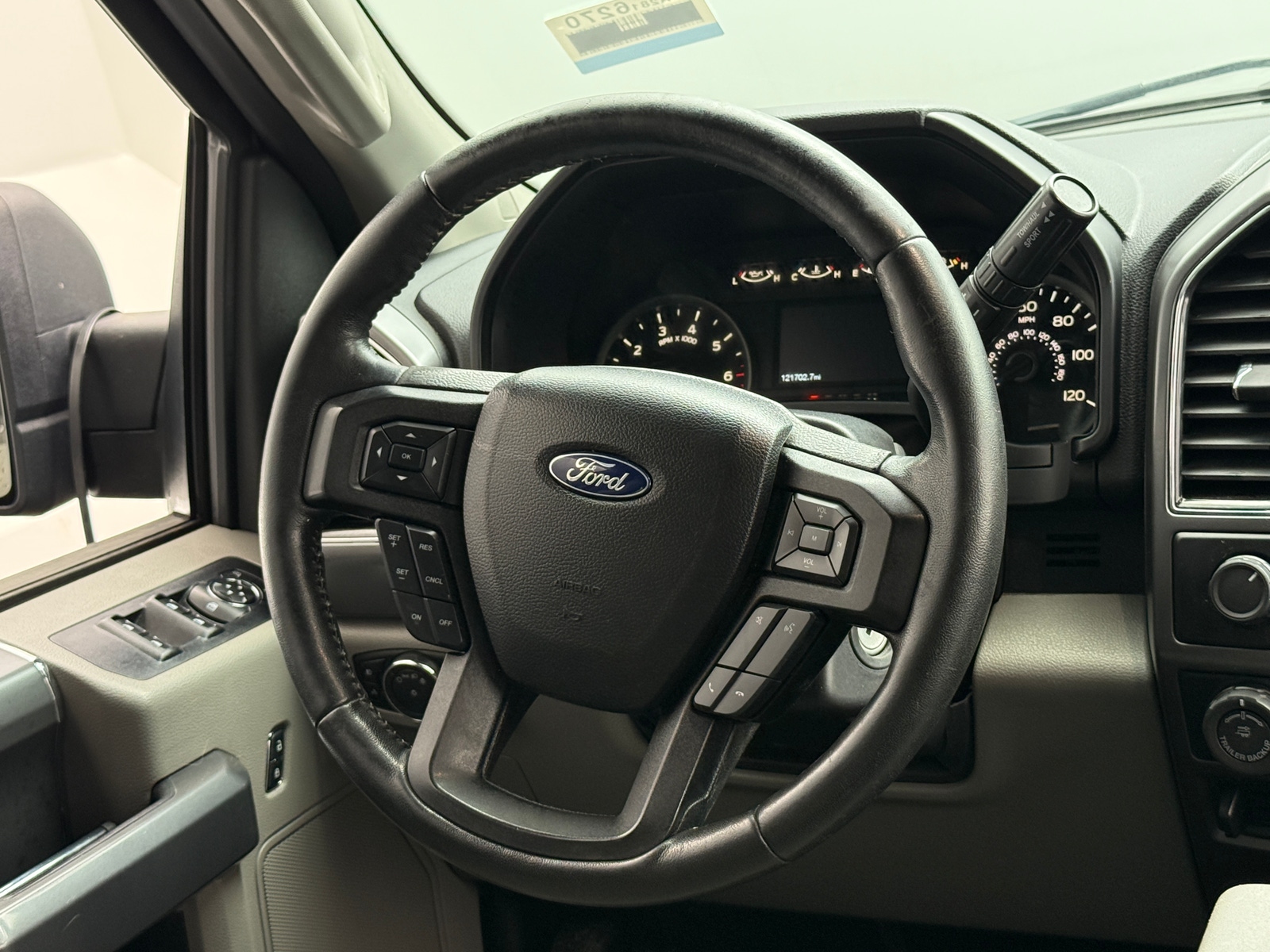 Thumbnail: 2017 Ford Econoline - 5