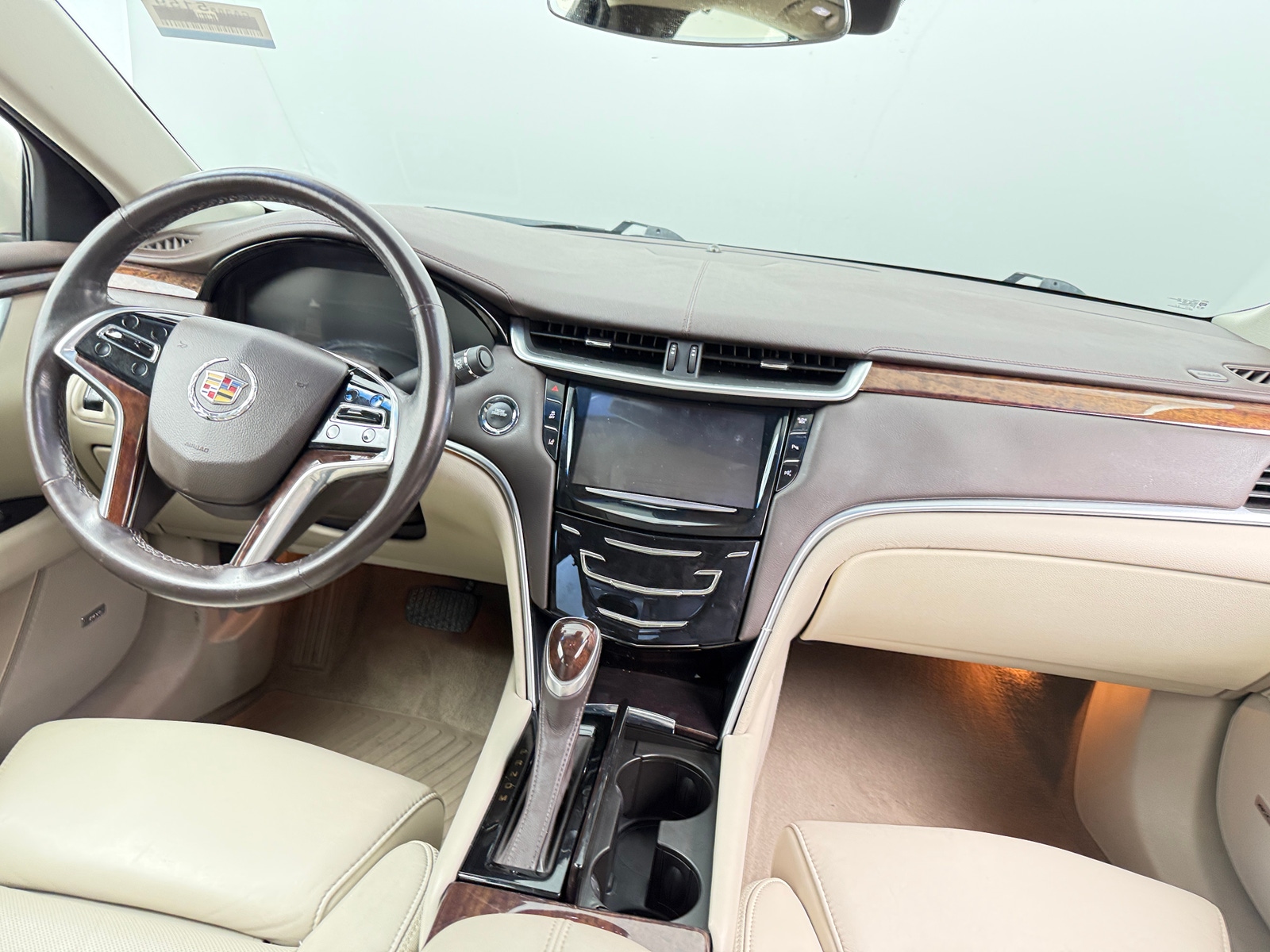 Thumbnail: 2014 Cadillac XTS - 2