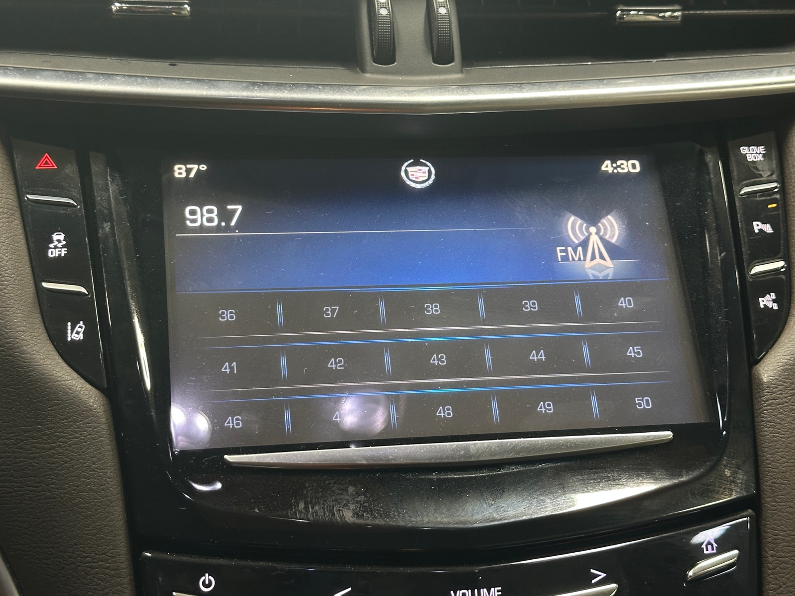 Thumbnail: 2014 Cadillac XTS - 3