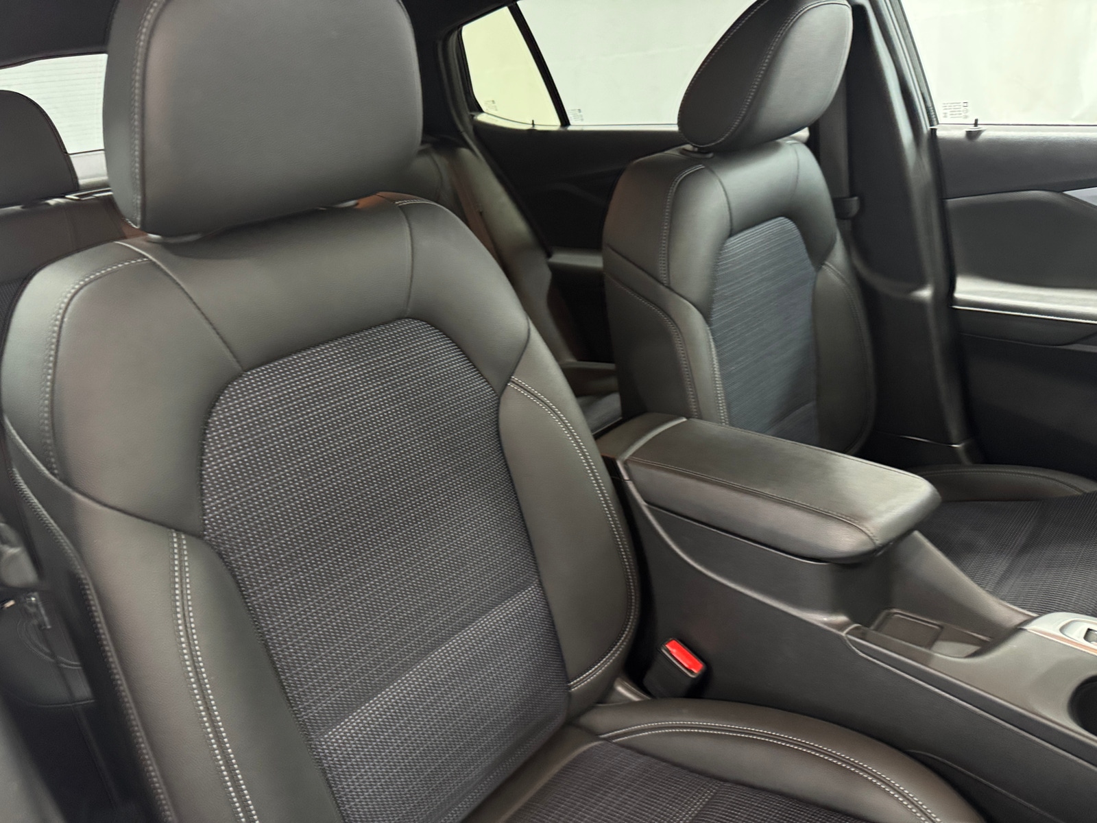 Thumbnail: 2025 Buick Envista - 2