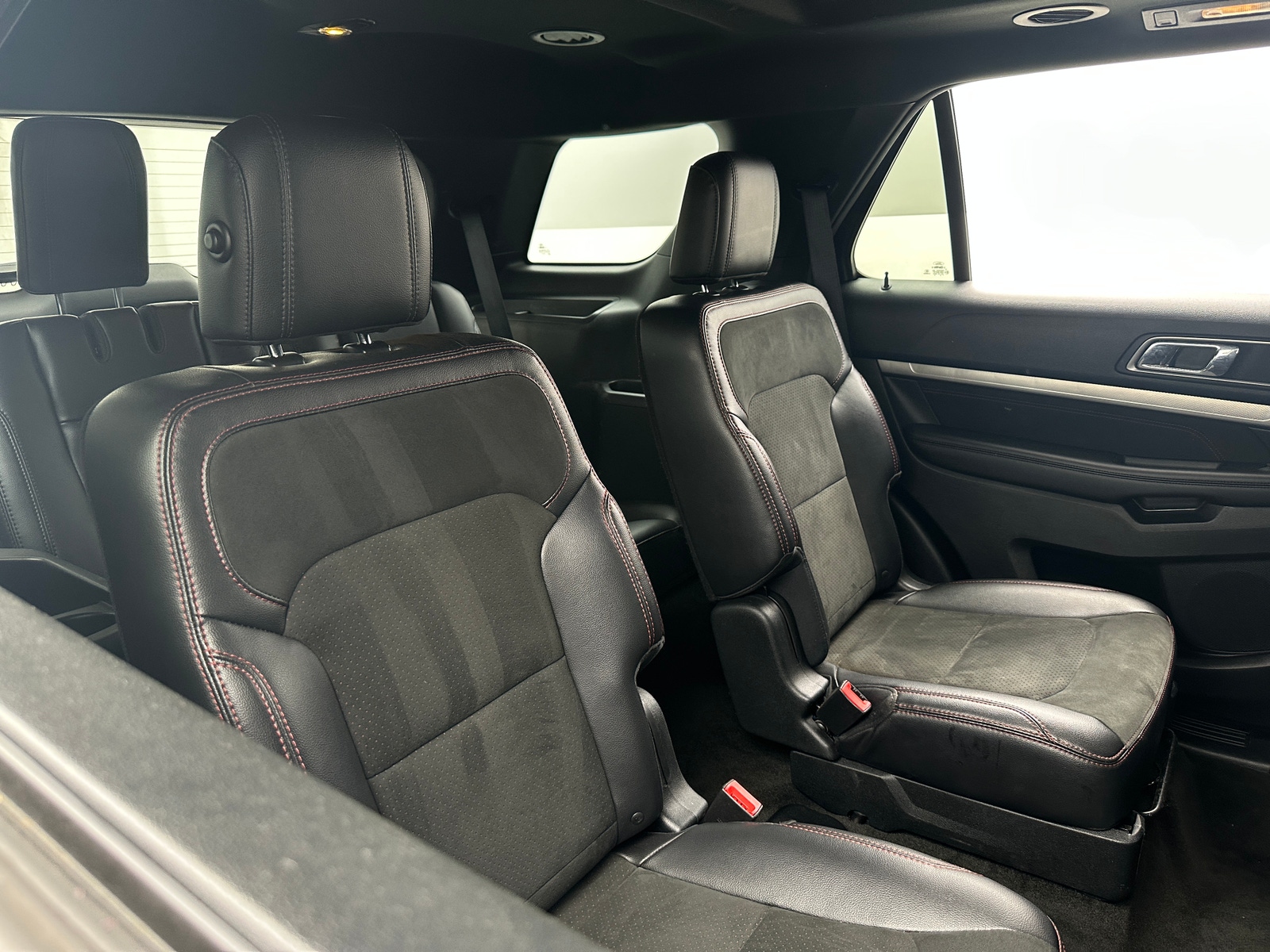 Thumbnail: 2018 Ford Explorer - 5