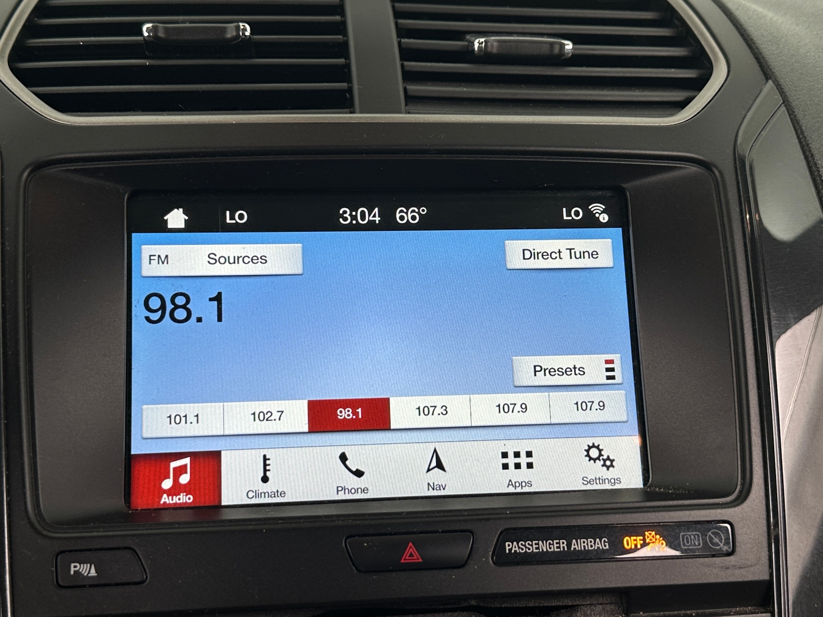 Thumbnail: 2018 Ford Explorer - 3